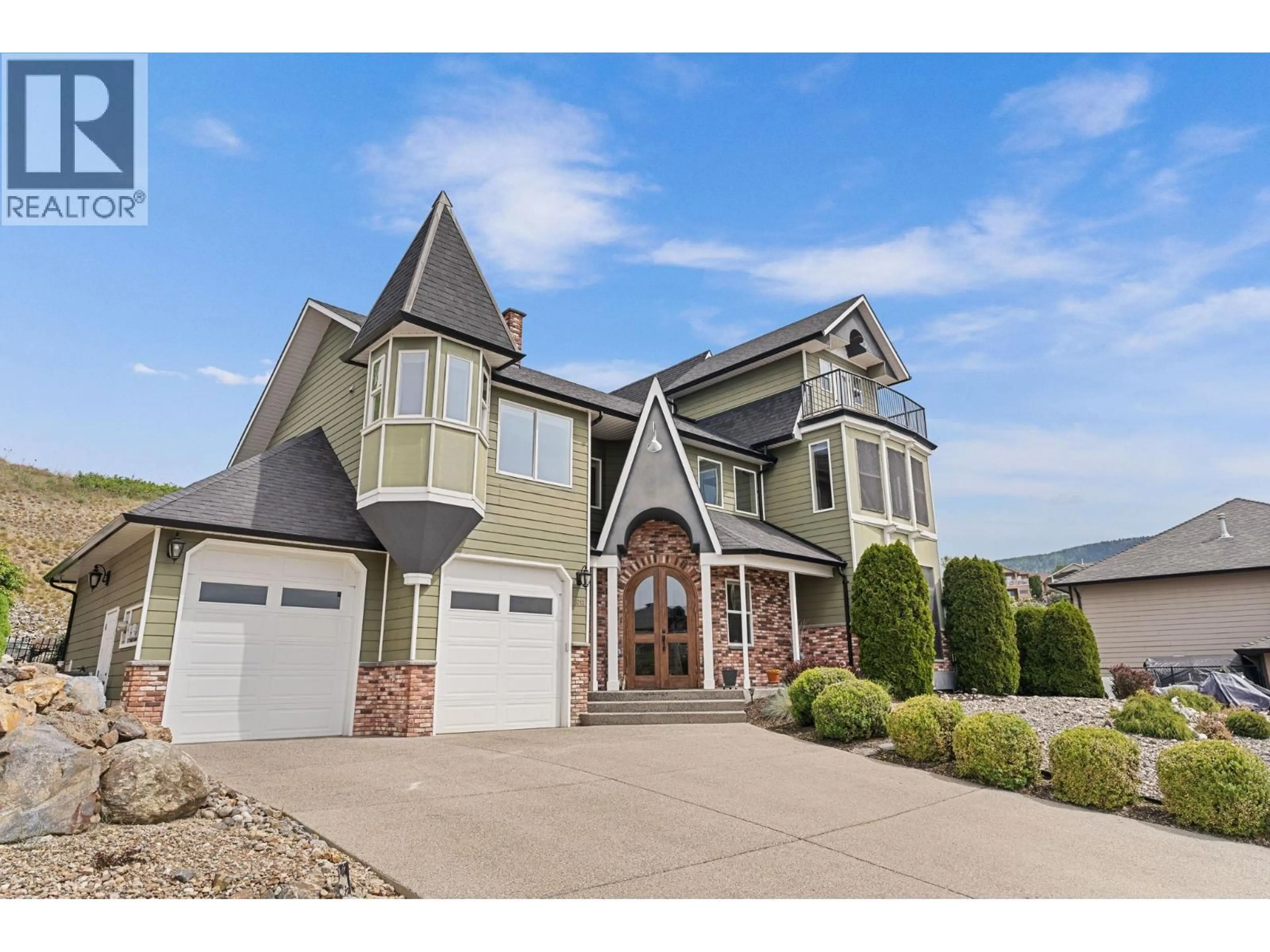 Home with vinyl exterior material, unknown for 1011 FOOTHILLS COURT, Vernon British Columbia V1B3Z5