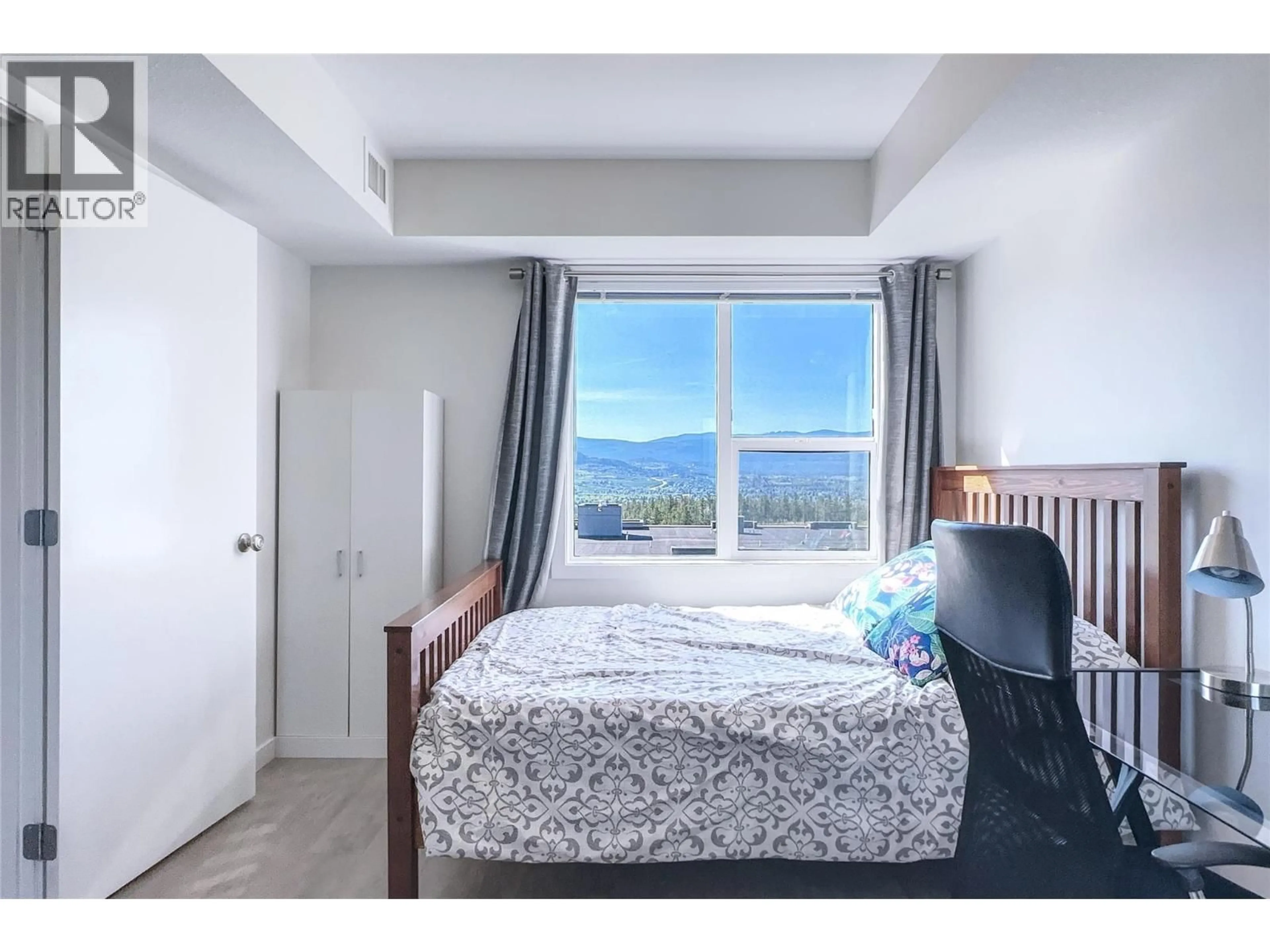 Bedroom with bed, unknown for PH5 - 725 ACADEMY WAY, Kelowna British Columbia V1V0B4
