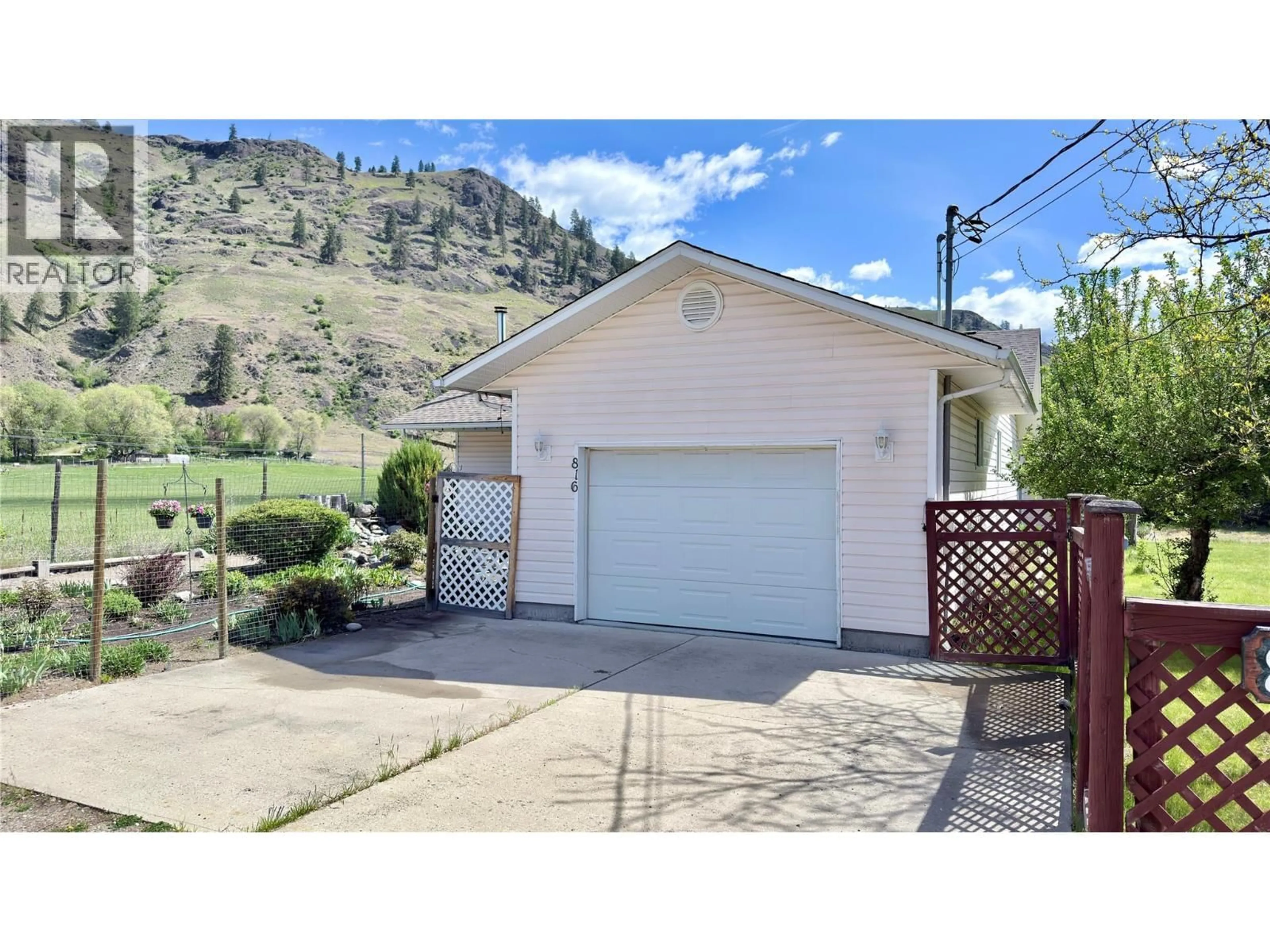 Unknown for 816 DIVISION STREET, Midway British Columbia V0H1M0