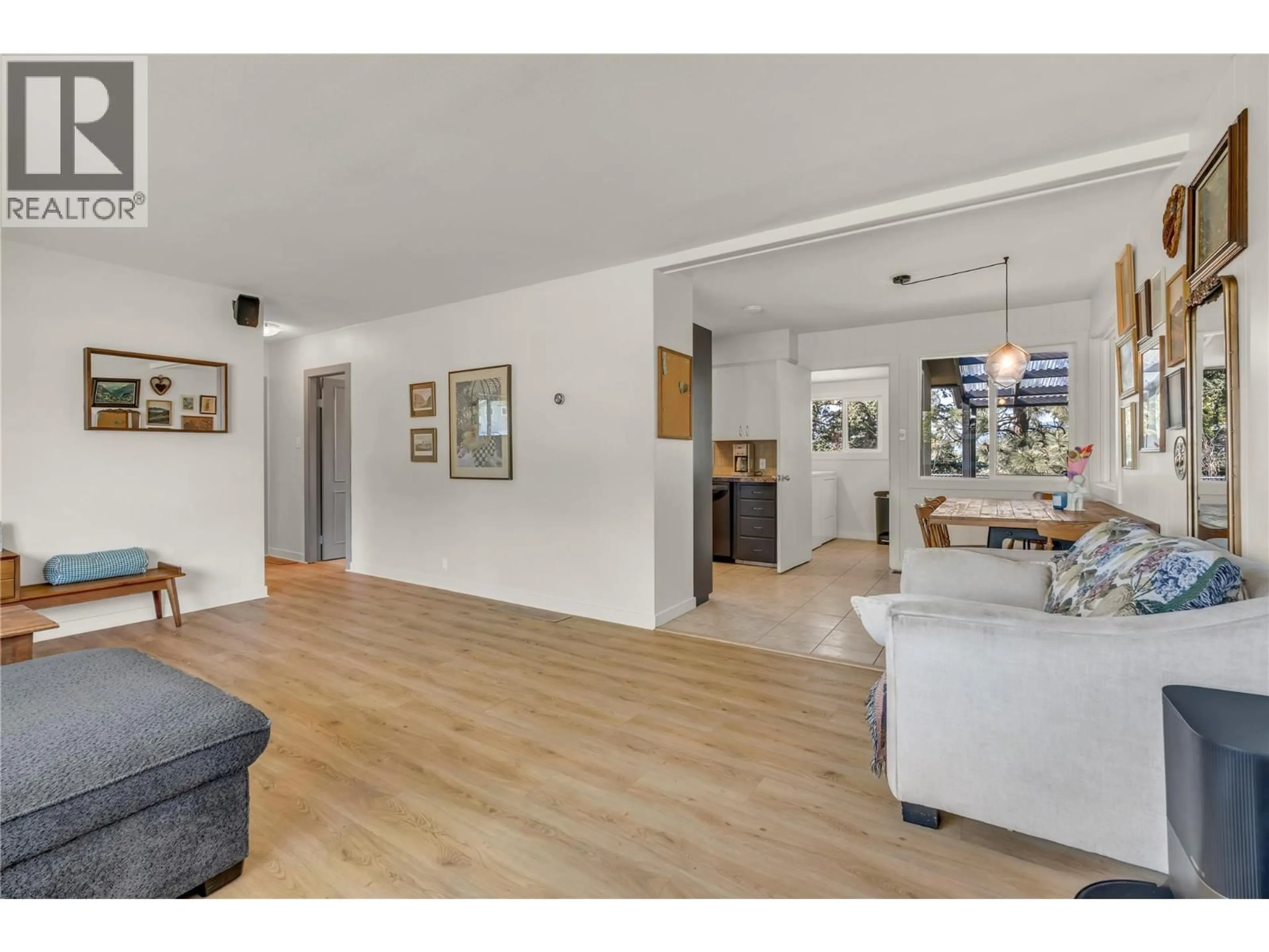 Unknown for 1421 RIDGEDALE AVENUE, Penticton British Columbia V2A2S3