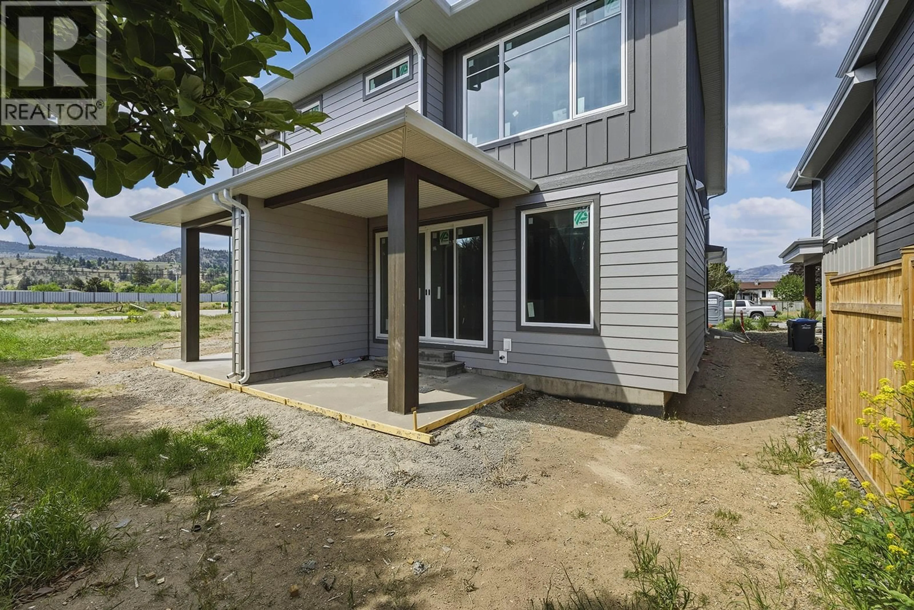 Home with vinyl exterior material, unknown for 1715 TREFFRY PLACE, Summerland British Columbia V0H1Z9