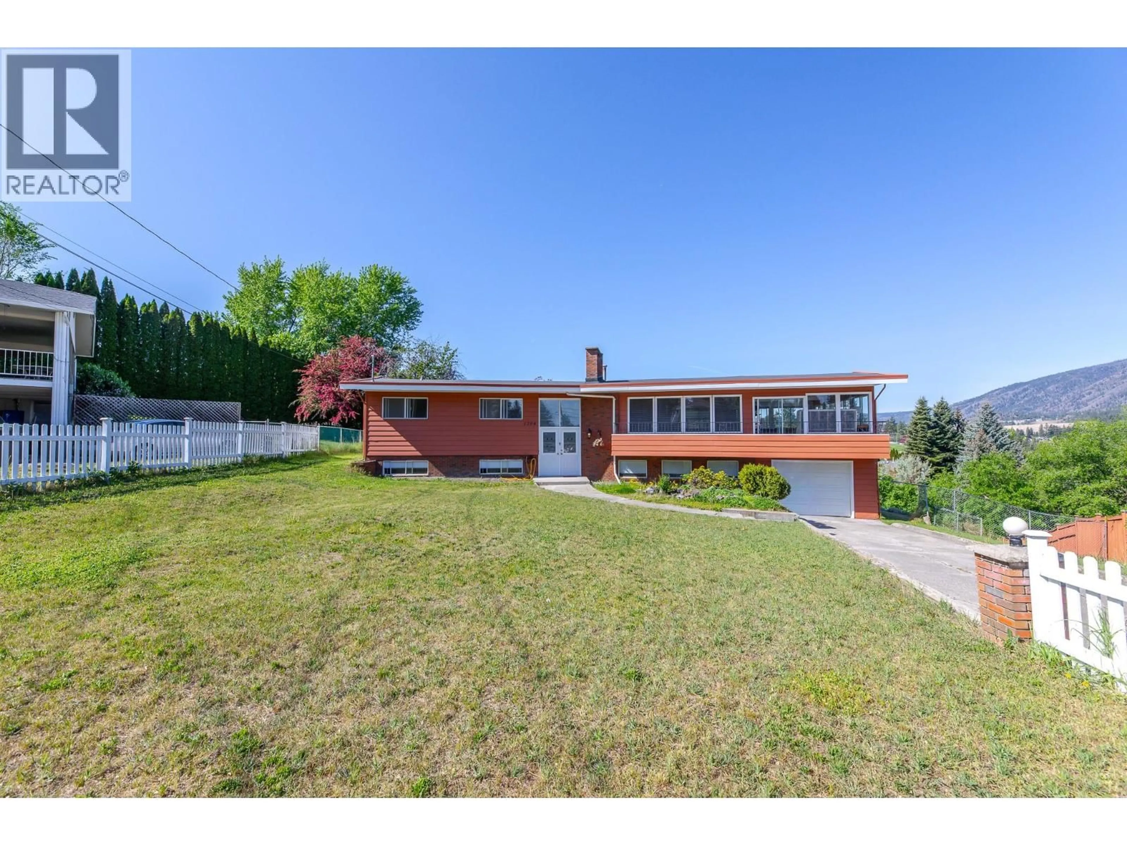 A pic from outside/outdoor area/front of a property/back of a property/a pic from drone, mountain view for 2204 BRIDGEVIEW ROAD, West Kelowna British Columbia V1Y0B1