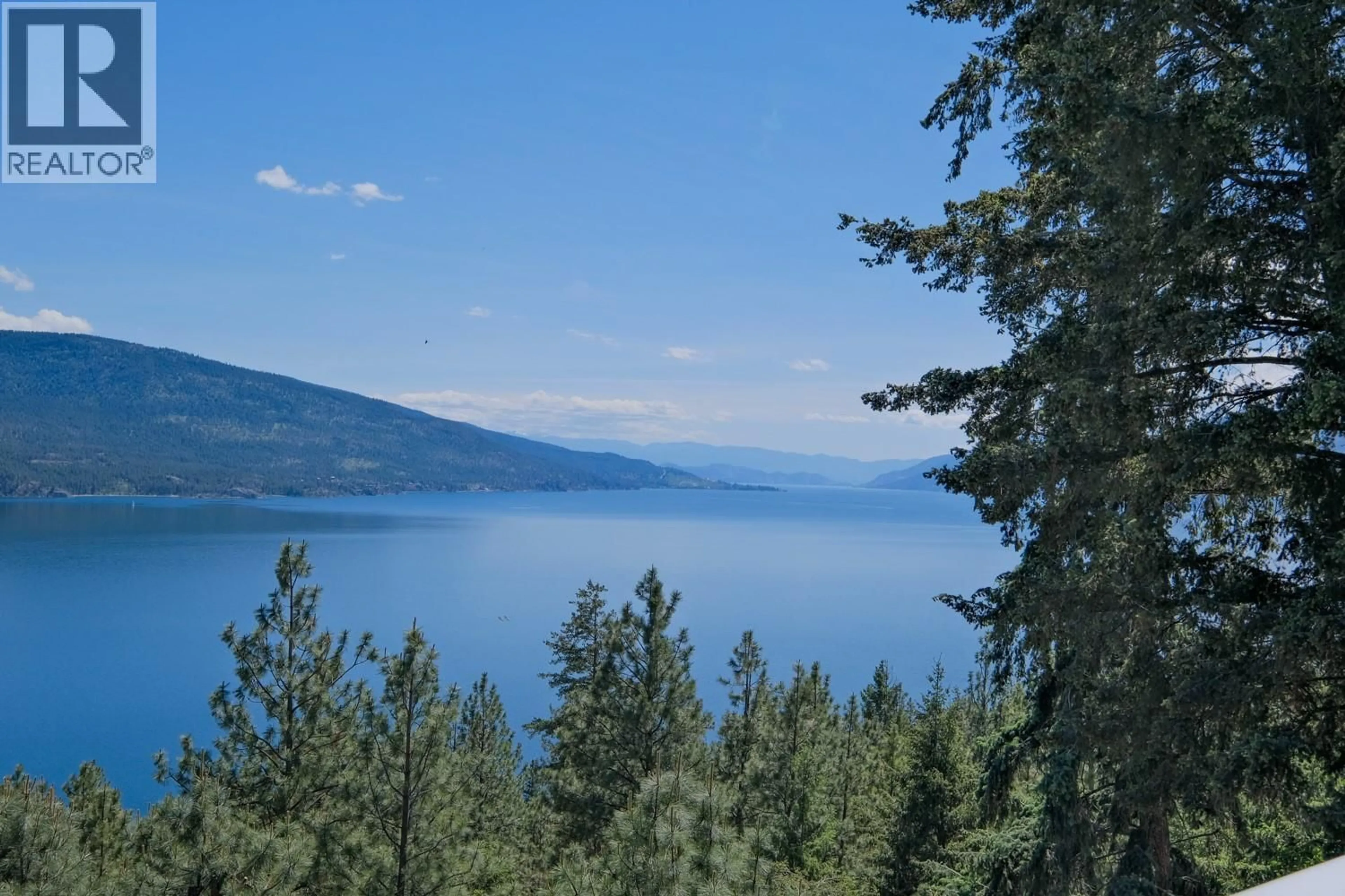 Blurry image for 10309 COLUMBIA WAY, Vernon British Columbia V1H2B6