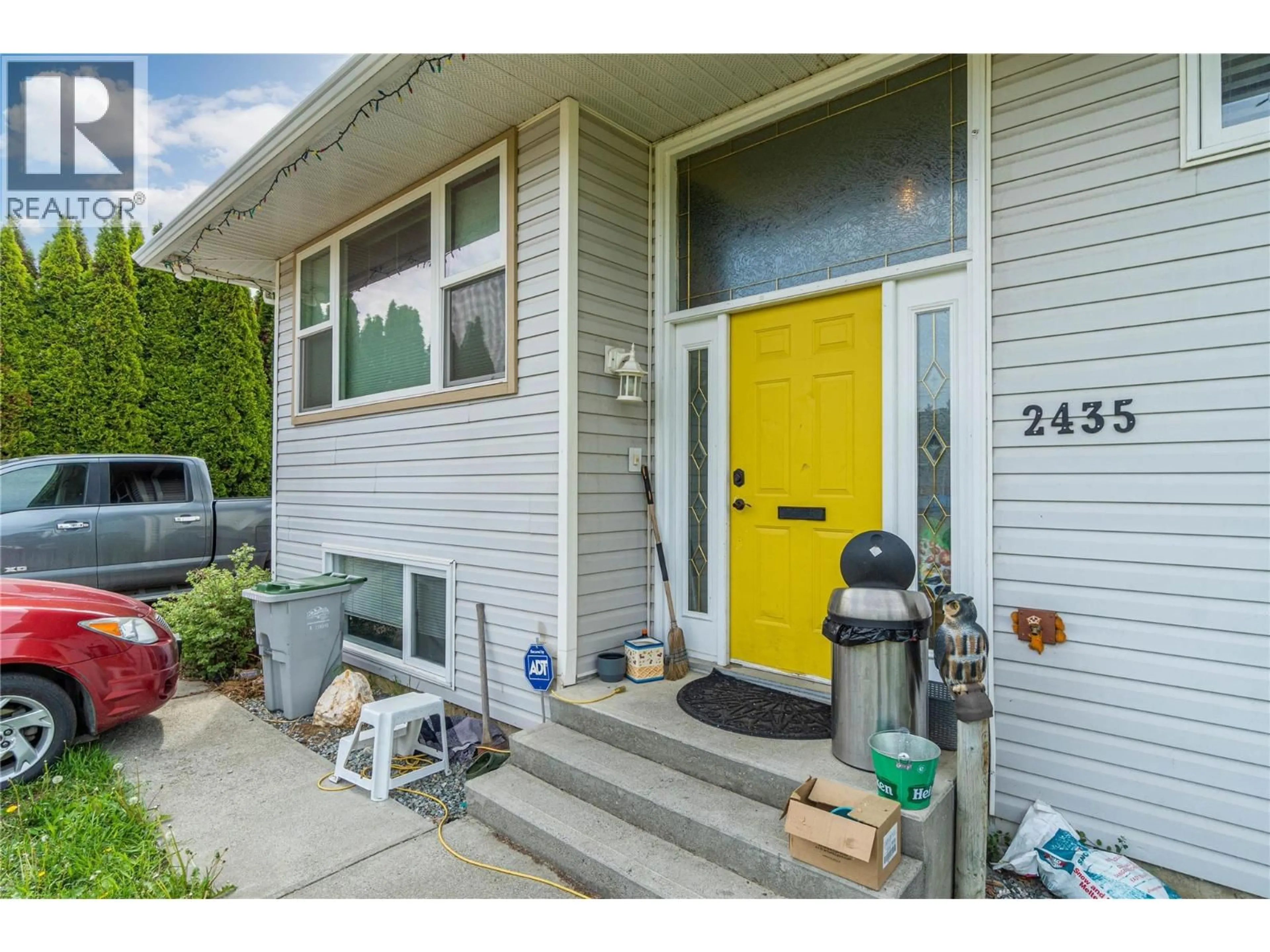 Unknown for 2435 YOUNG AVENUE, Kamloops British Columbia V2B4M9