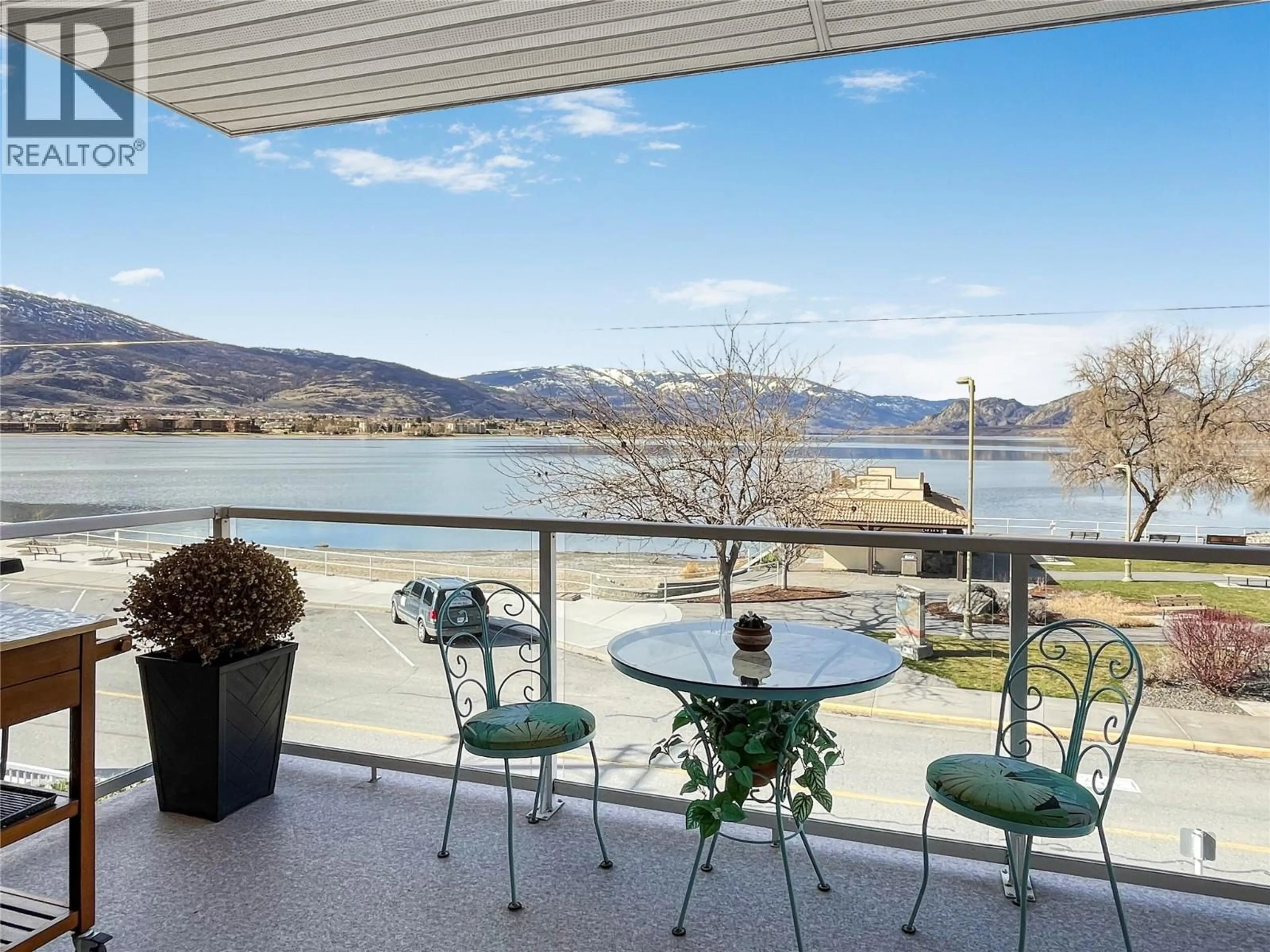 Patio, water/lake/river/ocean view for 201 - 6805 COTTONWOOD DRIVE, Osoyoos British Columbia V0H1V3