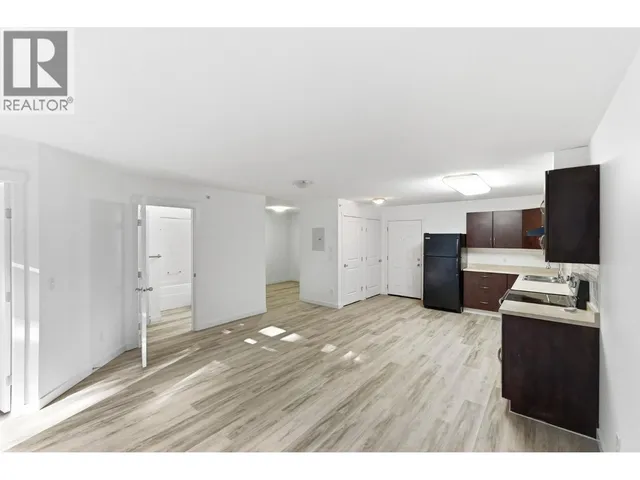 311 - 1483 GLENMORE ROAD, Kelowna 5