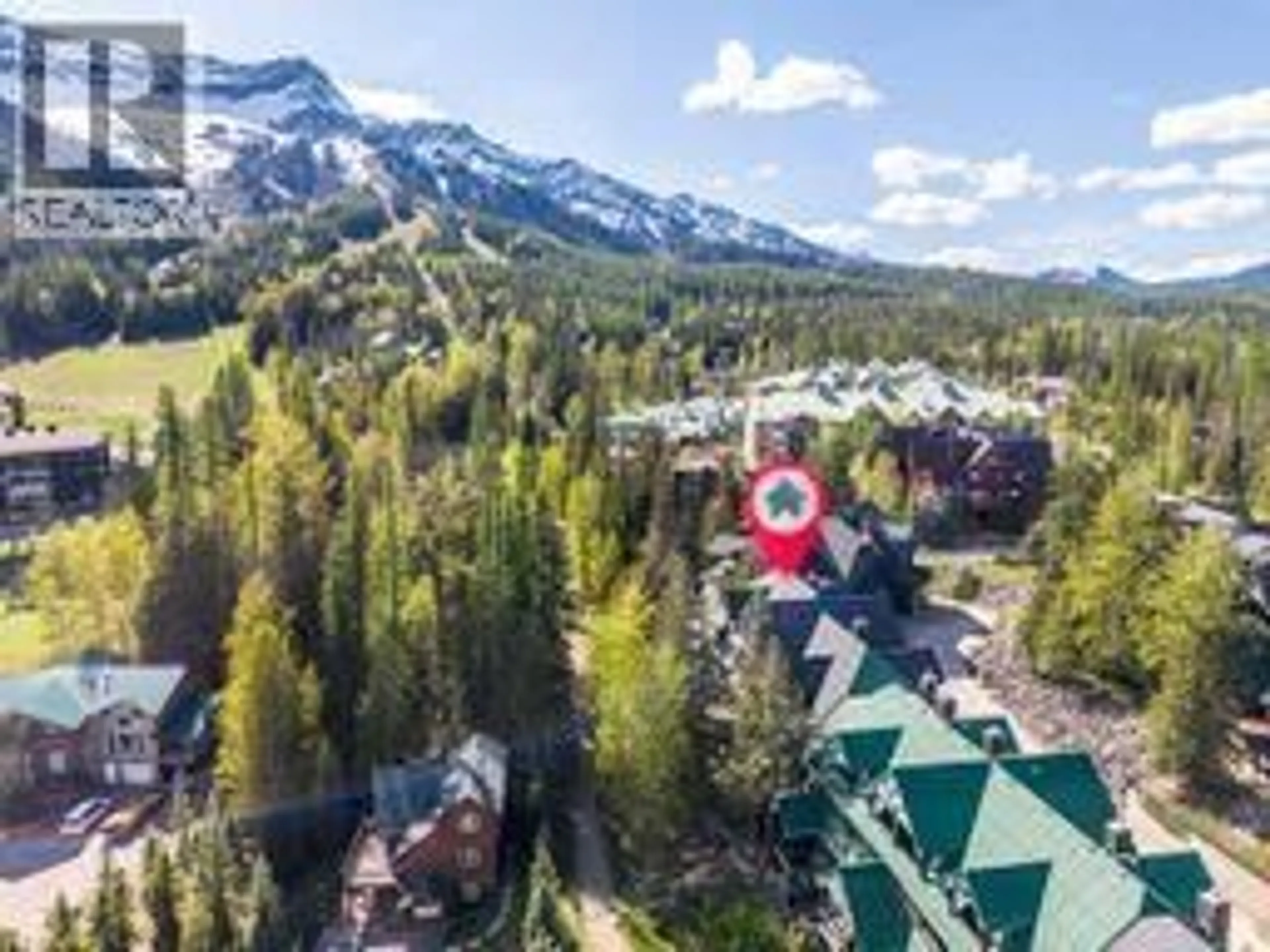 A pic from outside/outdoor area/front of a property/back of a property/a pic from drone, mountain view for 5 - 5388 HIGHLINE DRIVE, Fernie British Columbia V0B1M6