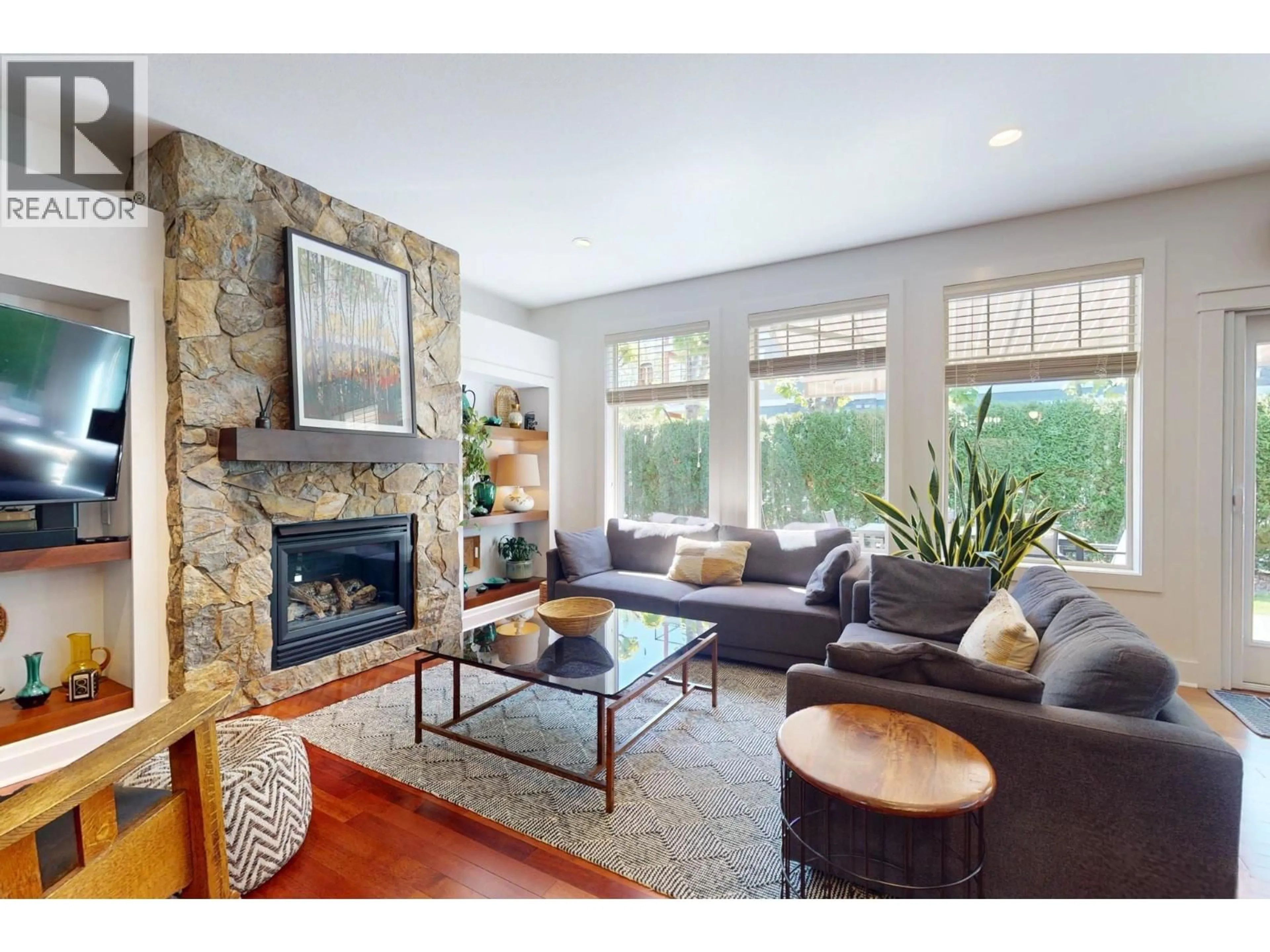 Living room with furniture, unknown for 32 - 670 LEQUIME ROAD, Kelowna British Columbia V1W1A4