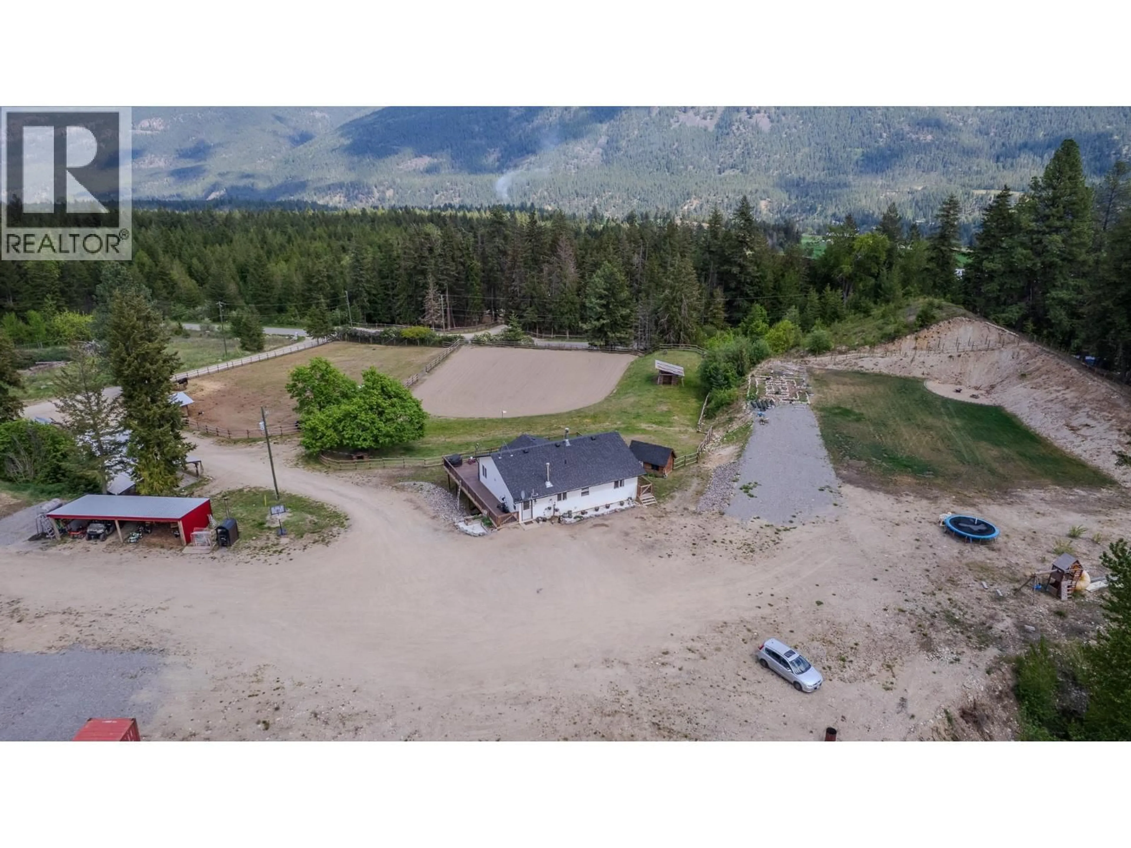 A pic from outside/outdoor area/front of a property/back of a property/a pic from drone, unknown for 2086 YANKEE FLATS ROAD, Salmon Arm British Columbia V1E3J3