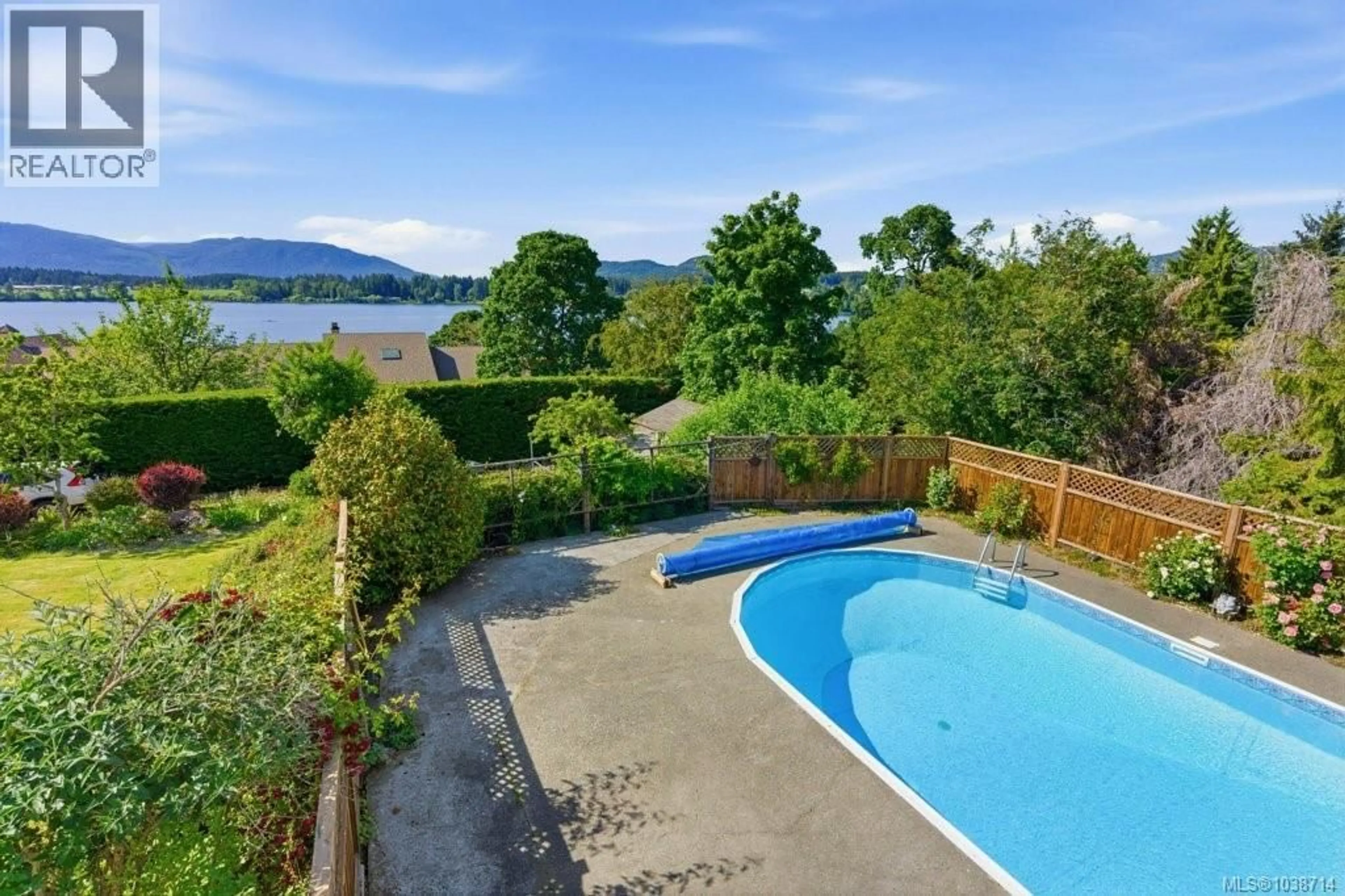 A pic from outside/outdoor area/front of a property/back of a property/a pic from drone, water/lake/river/ocean view for 6329 WESTLOCK ROAD, Duncan British Columbia V9L5N8