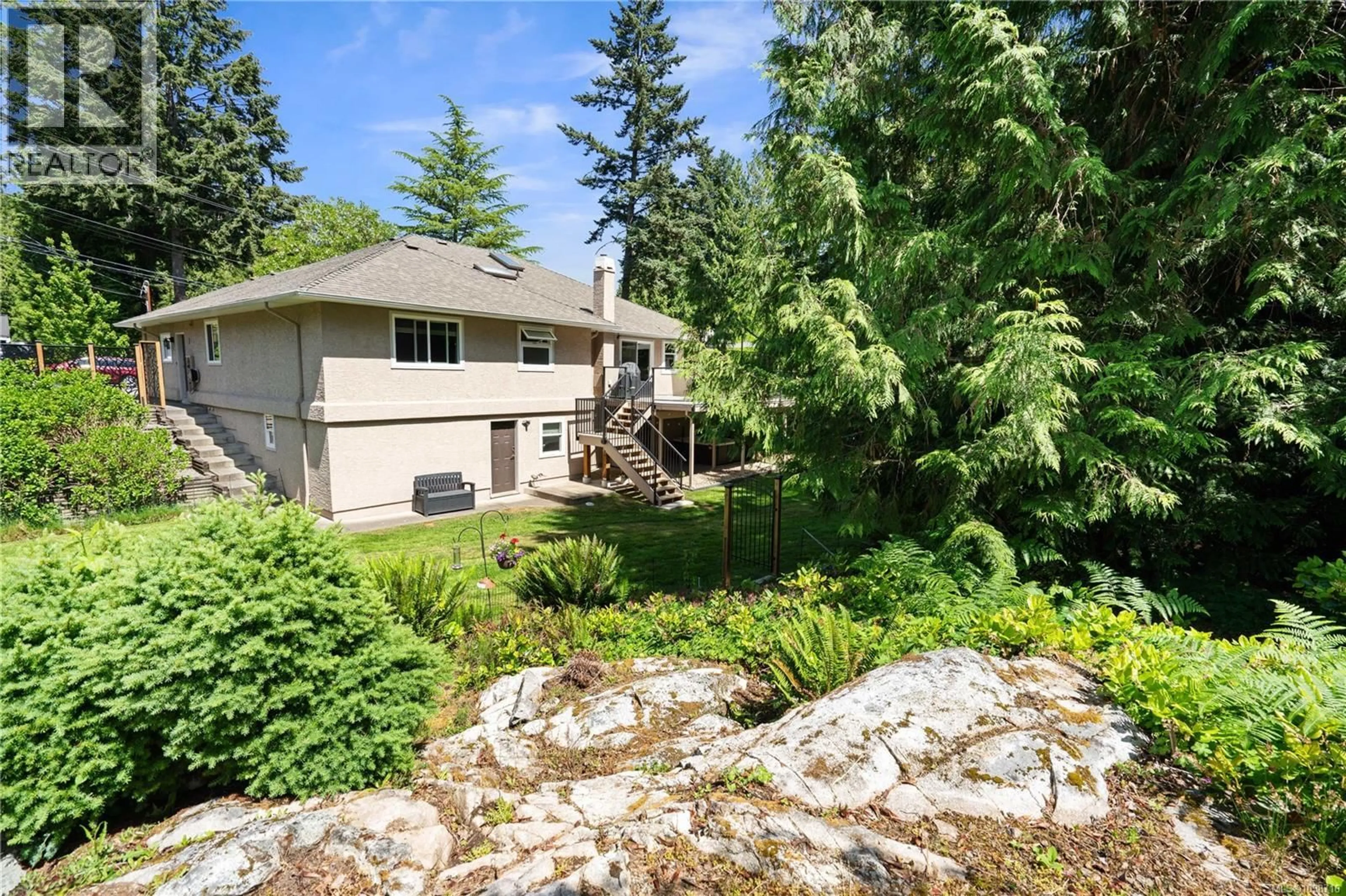 A pic from outside/outdoor area/front of a property/back of a property/a pic from drone, unknown for 1599 DEAN PARK ROAD, North Saanich British Columbia V8L5E5