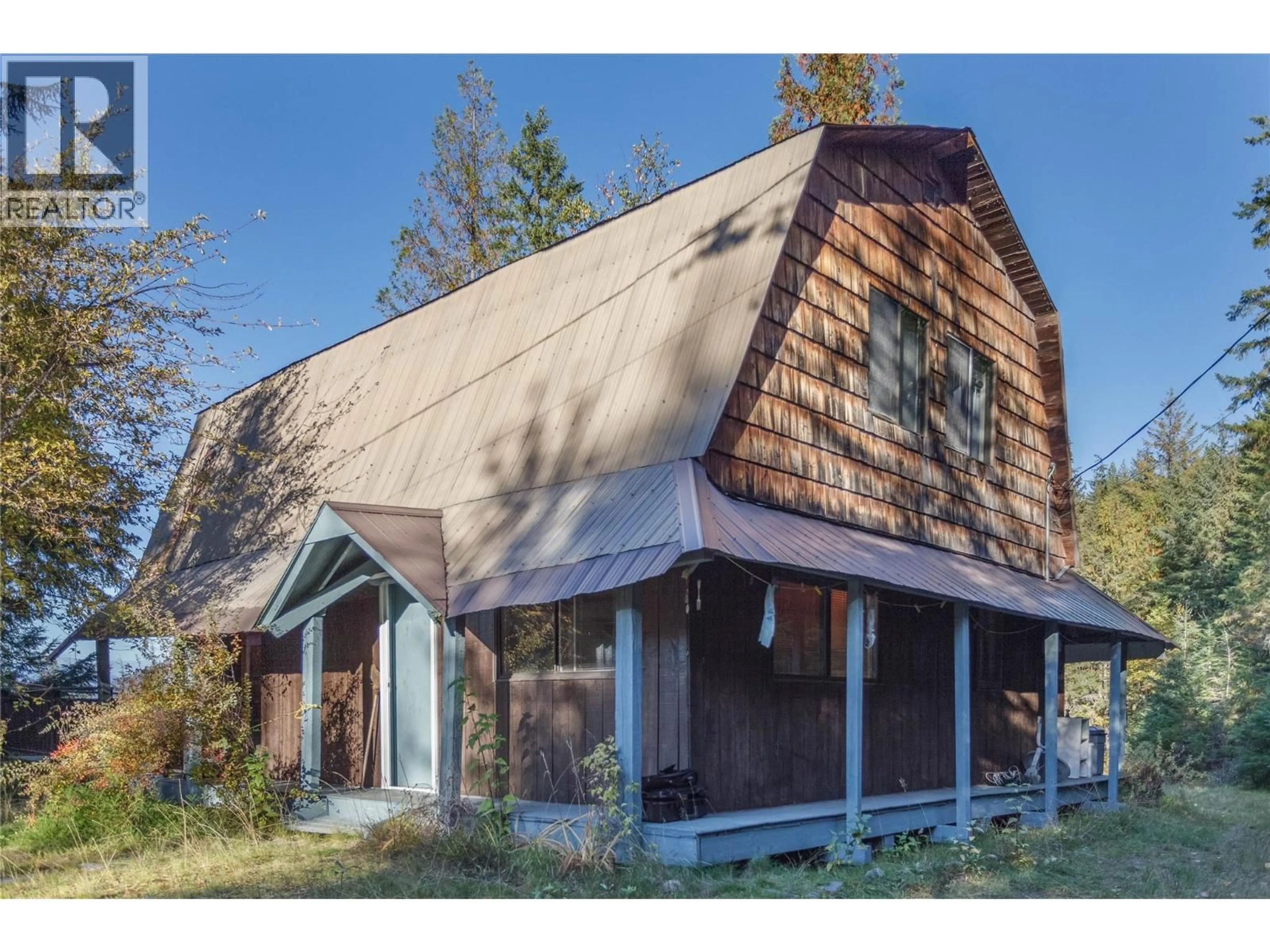 Home with vinyl exterior material, unknown for 3217 LUMBY MABEL LAKE ROAD, Lumby British Columbia V0E2G6