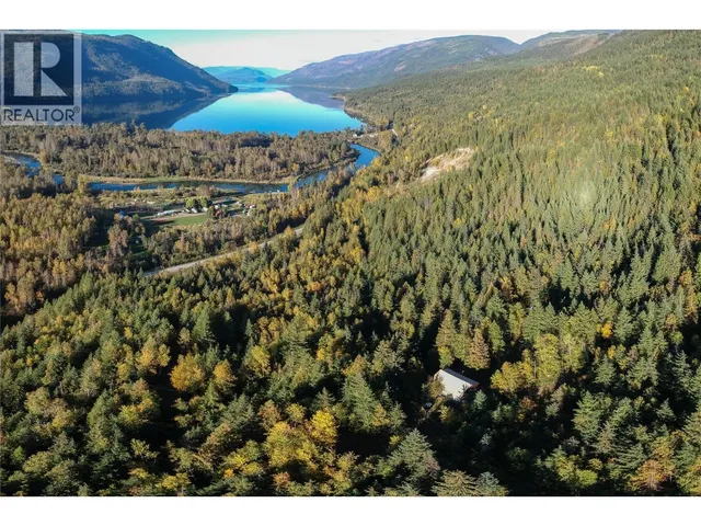 3217 LUMBY MABEL LAKE ROAD, Lumby 2