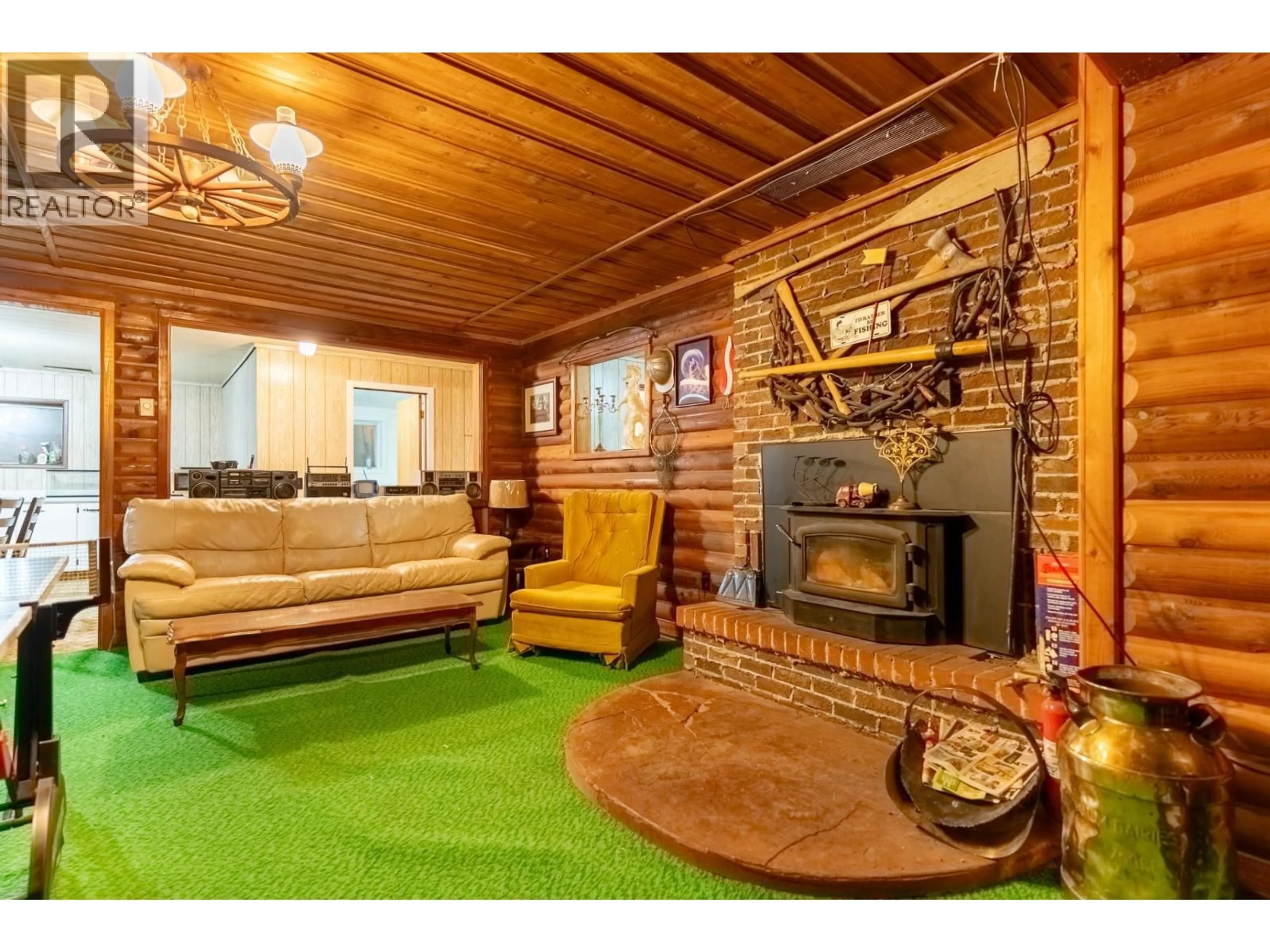 Living room with furniture, unknown for 535 ARBUTUS STREET, Chase British Columbia V0E1M0