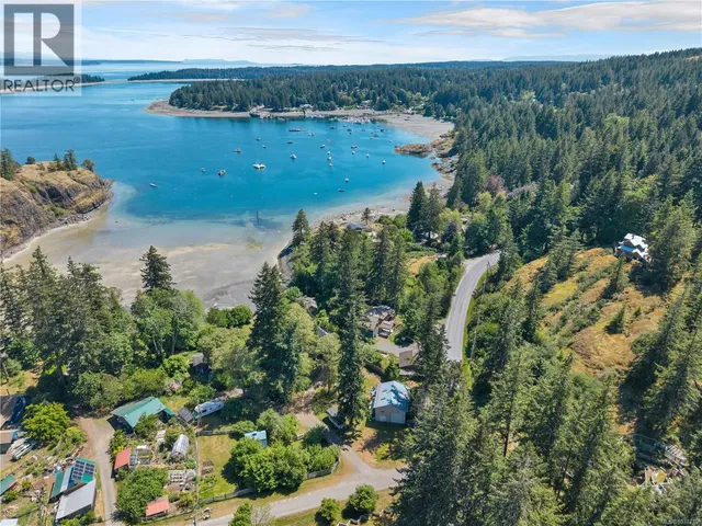 775 ENDERSBY ROAD, Quadra Island 4