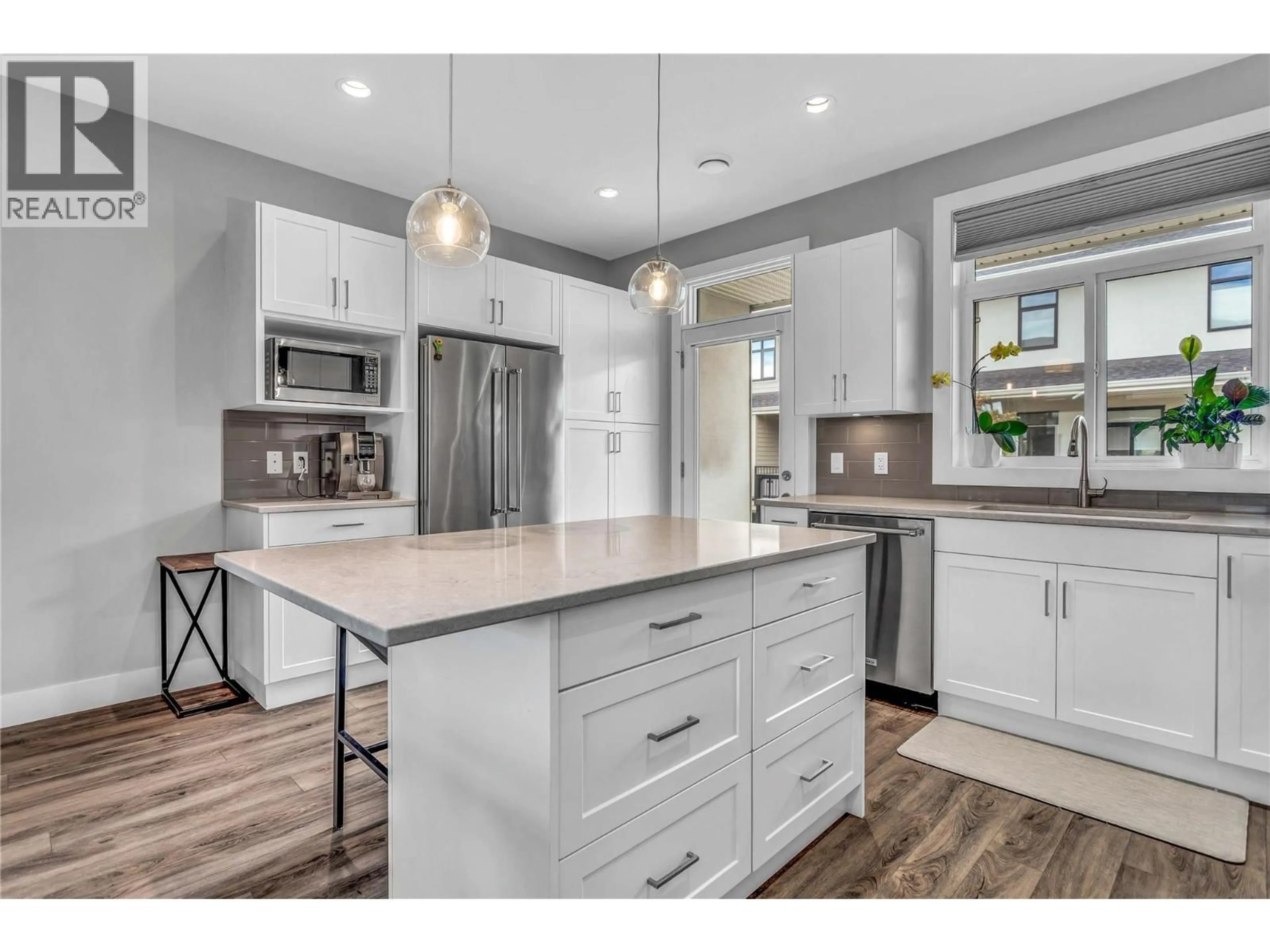 Open concept kitchen, unknown for 9 - 1102 CAMERON AVENUE, Kelowna British Columbia V1Y0B2