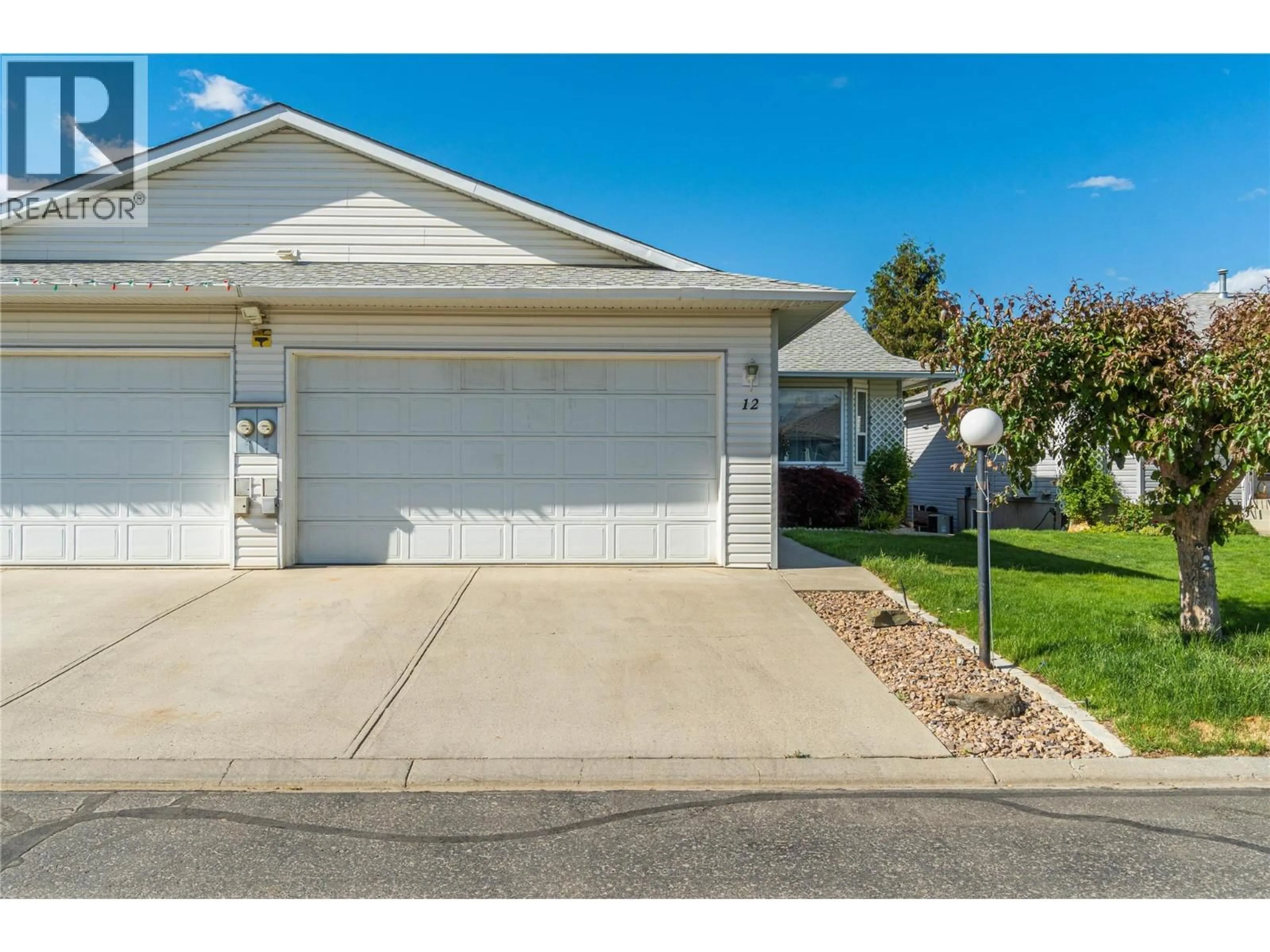 Home with vinyl exterior material, street for 12 - 2655 WESTSYDE ROAD, Kamloops British Columbia V2B7C7