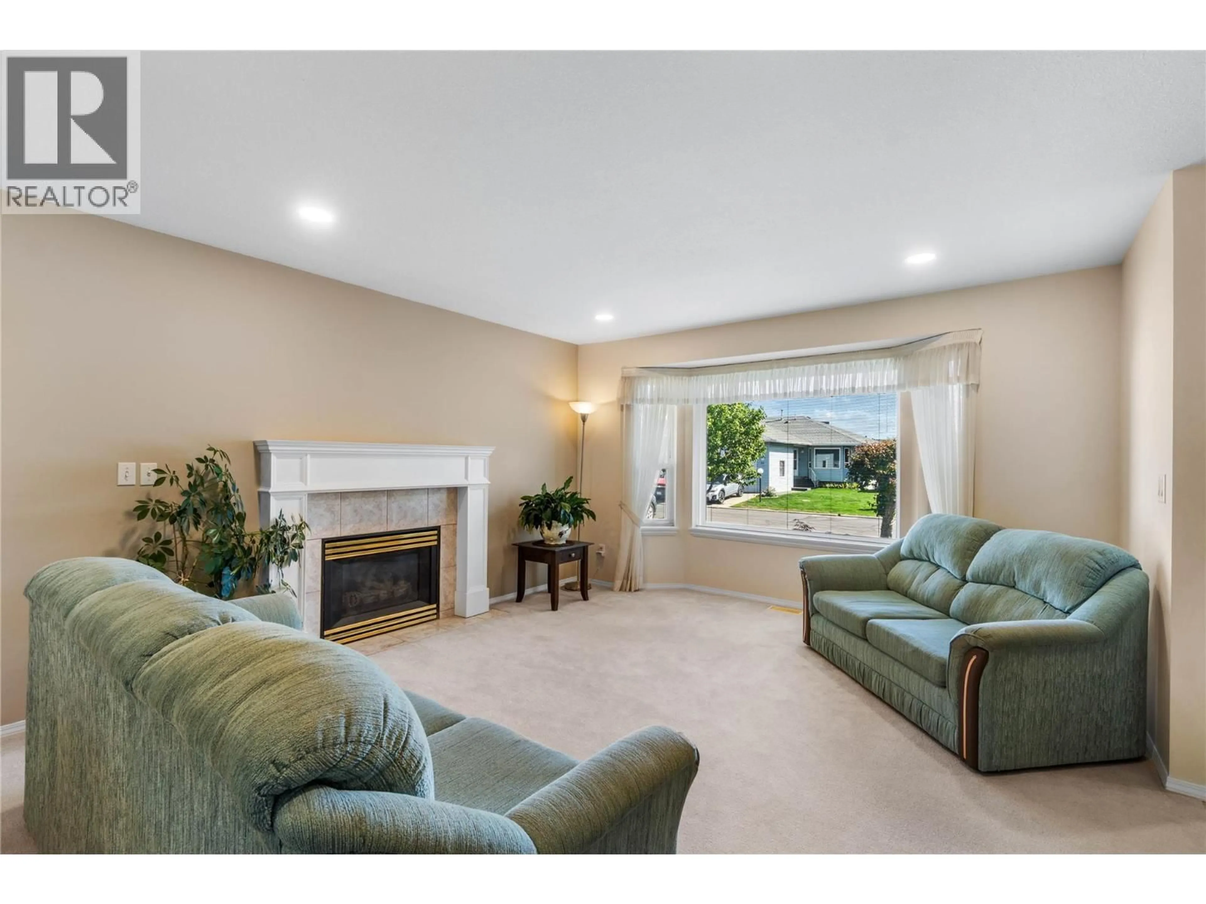 Living room with furniture, unknown for 12 - 2655 WESTSYDE ROAD, Kamloops British Columbia V2B7C7