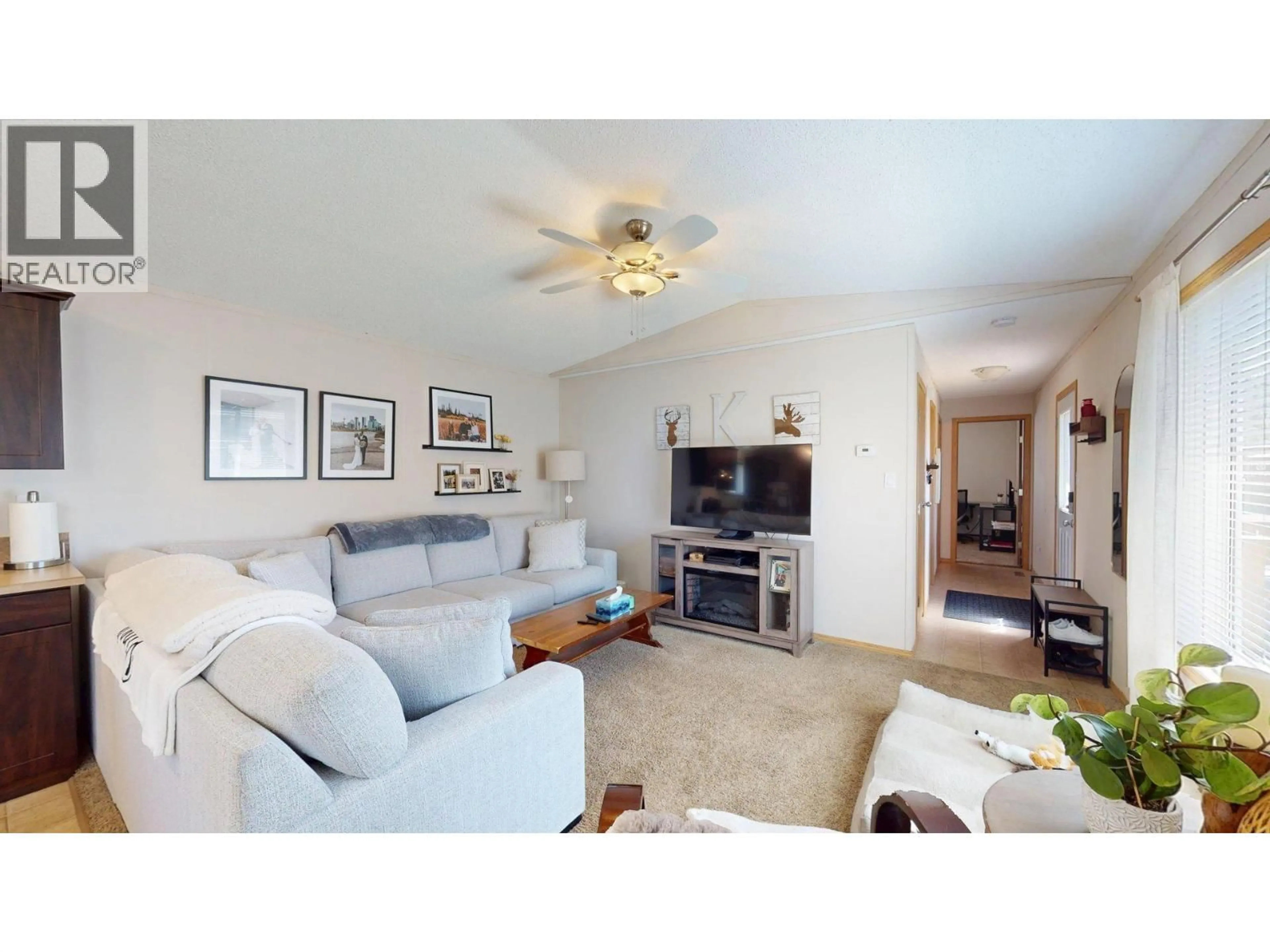 Living room with furniture, unknown for 8 - 100 ASPEN DRIVE, Sparwood British Columbia V0B2G0