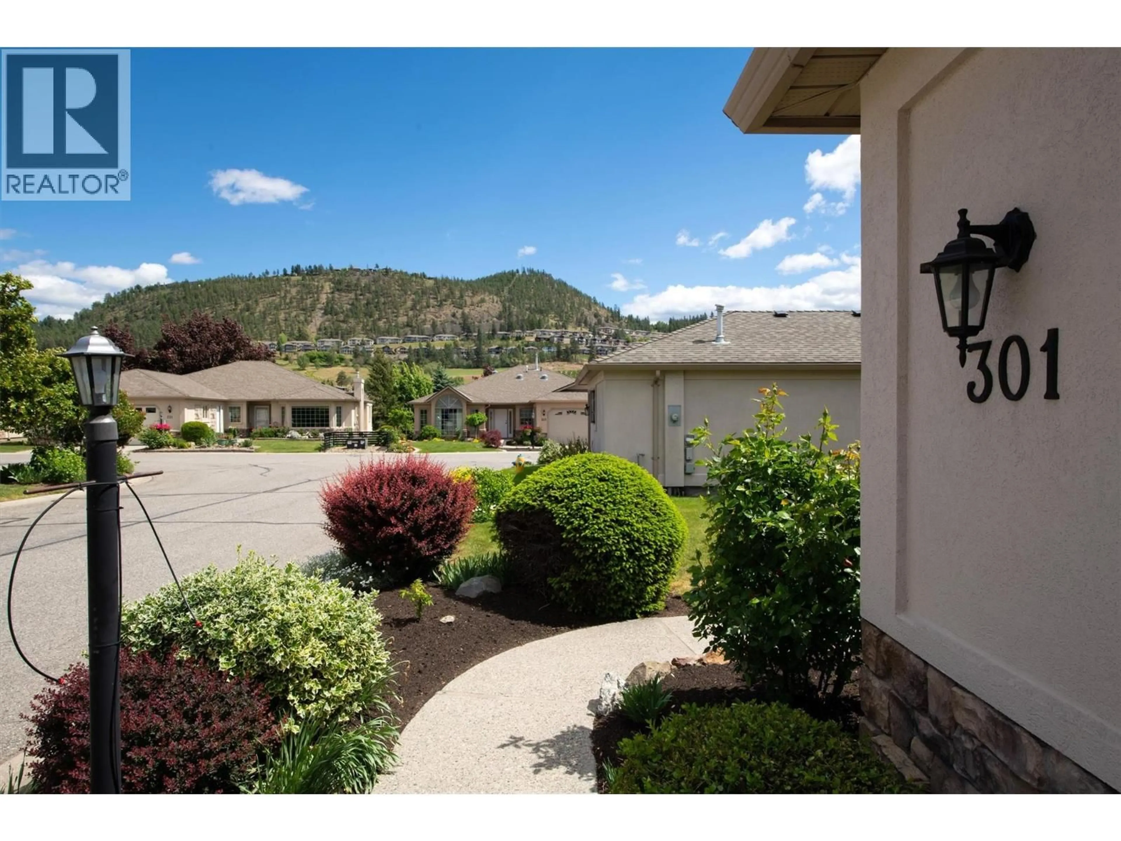 Unknown for 301 - 595 YATES ROAD, Kelowna British Columbia V1V1P8