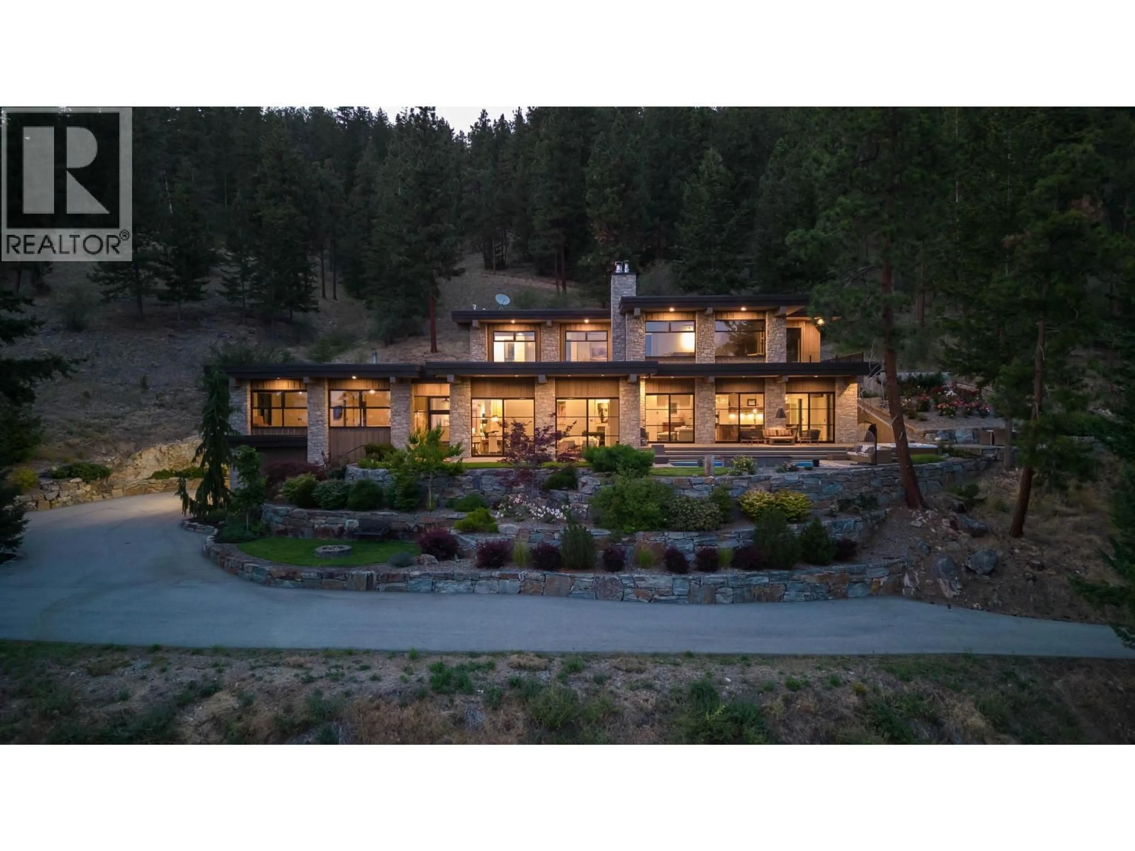 A pic from outside/outdoor area/front of a property/back of a property/a pic from drone, mountain view for 26 COMMONAGE ROAD, Vernon British Columbia V1H1G4