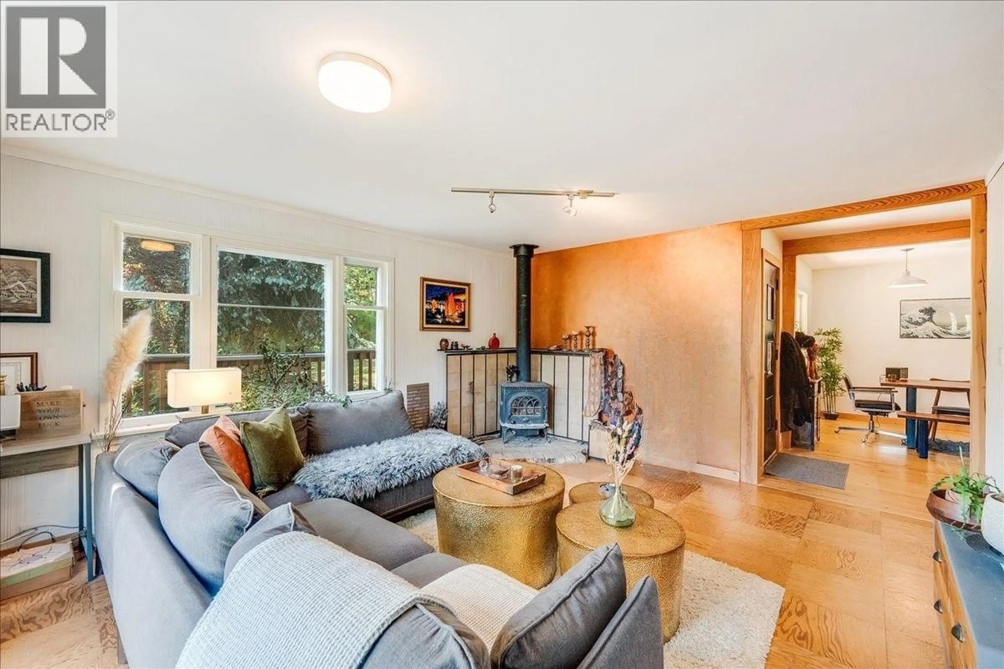 Living room with furniture, unknown for 1835 GRANITE ROAD, Nelson British Columbia V1L6T8