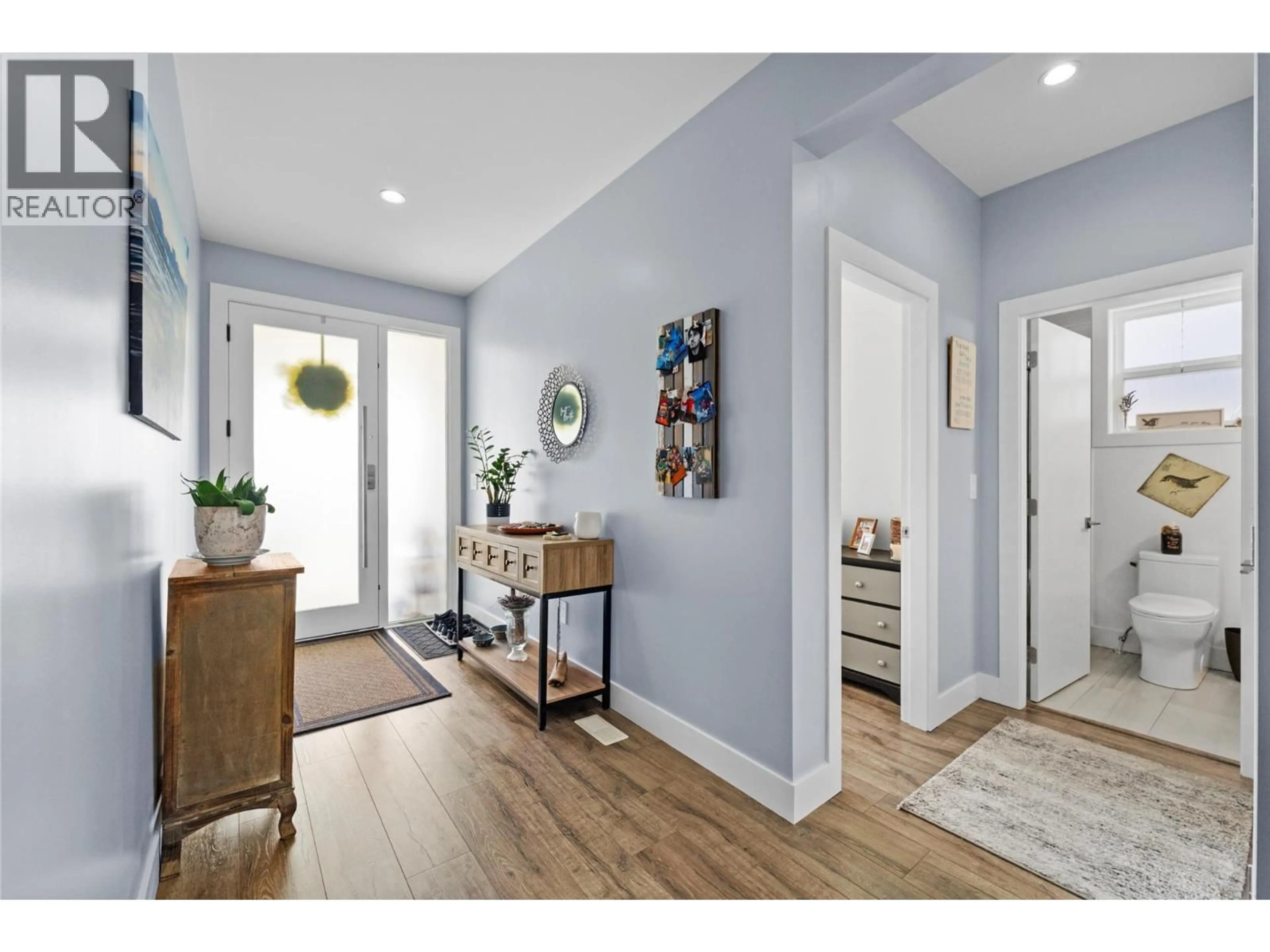 Indoor entryway for 1671 FIR ROAD, Merritt British Columbia V1K0A3