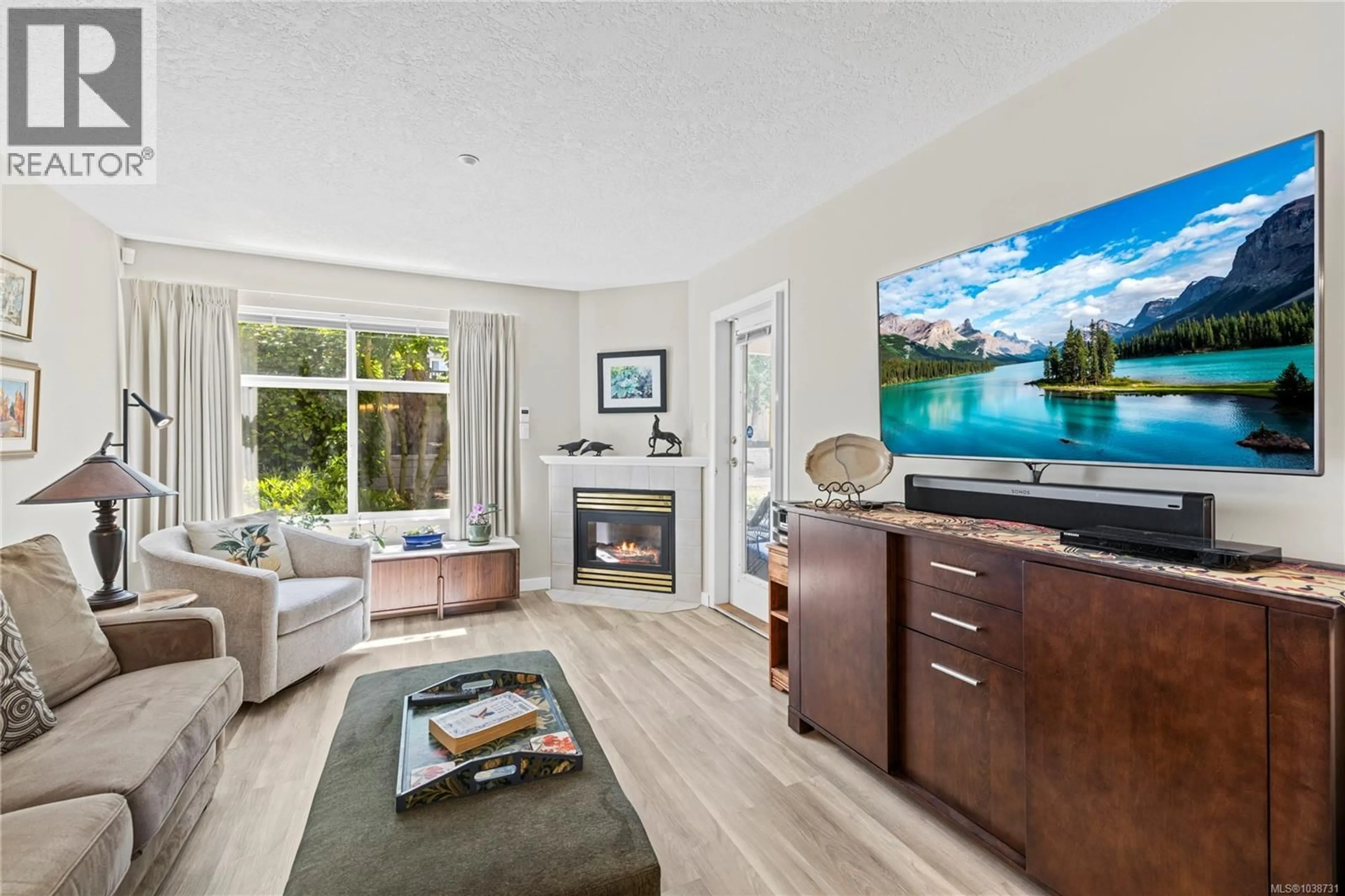 Living room with furniture, unknown for 108 - 354 MORISON AVENUE, Parksville British Columbia V9P2V3