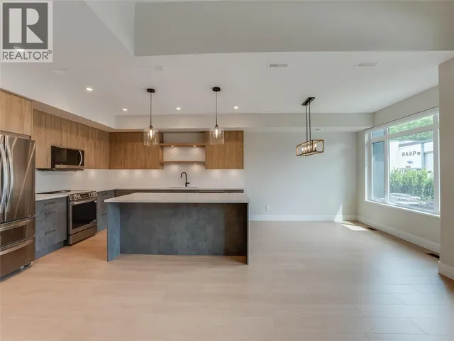 403 - 910 LAKESIDE DRIVE, Nelson 5