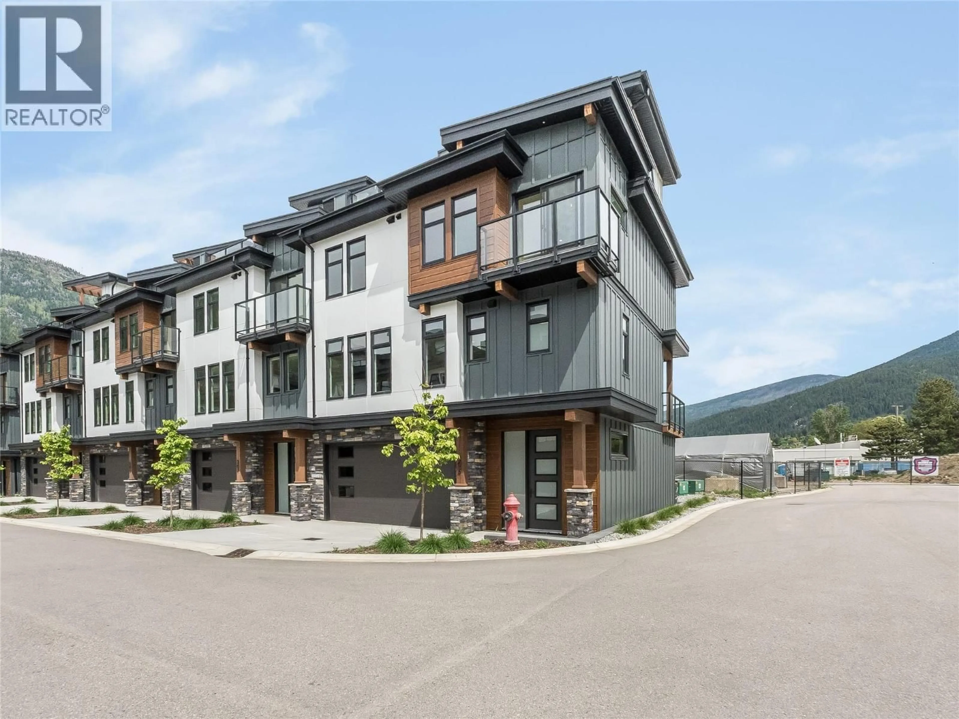 Unknown for 208 - 910 LAKESIDE DRIVE, Nelson British Columbia V1L6G3