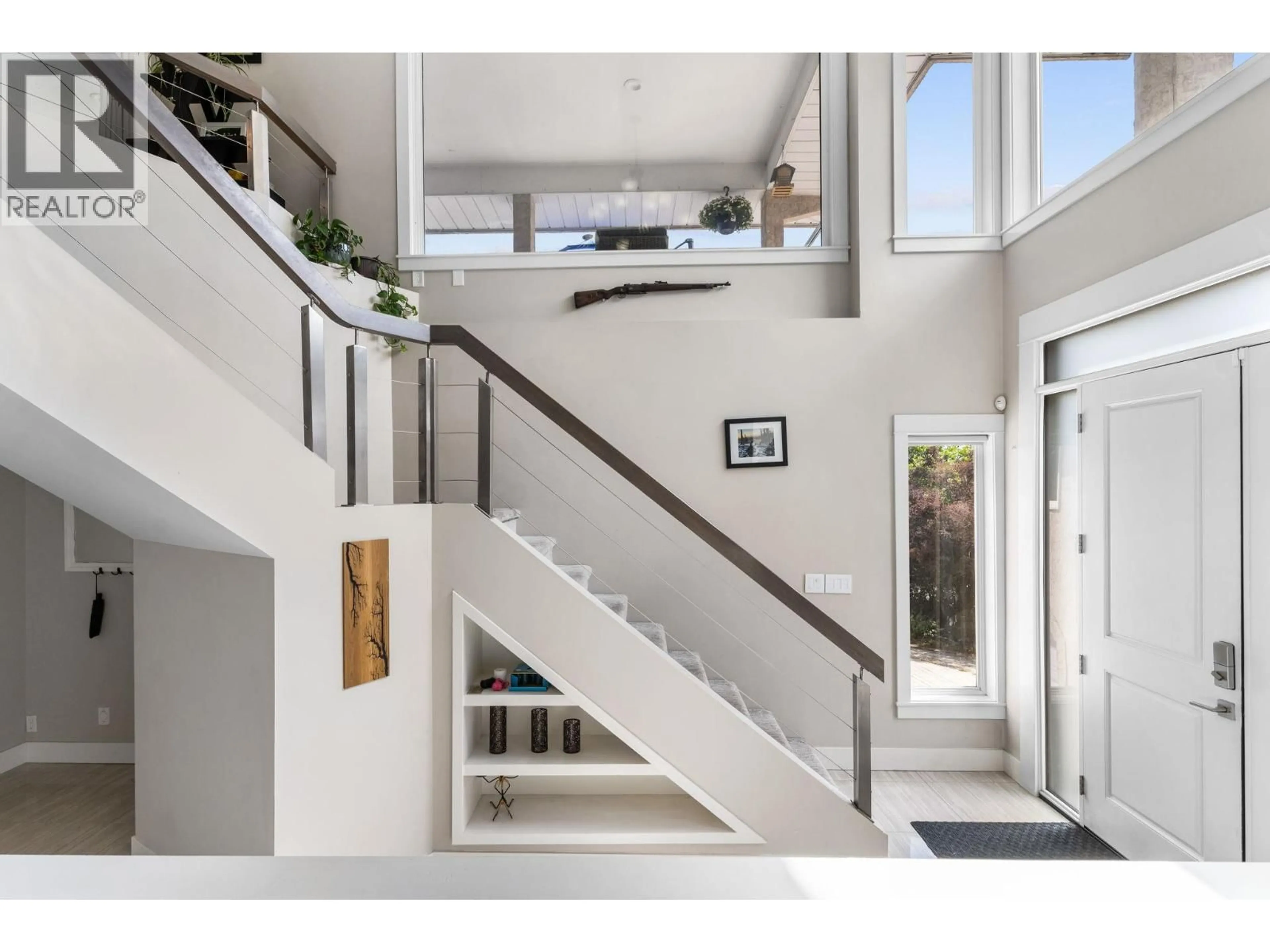 Unknown for 607 CLIFTON ROAD SOUTH, Kelowna British Columbia V1V1A7