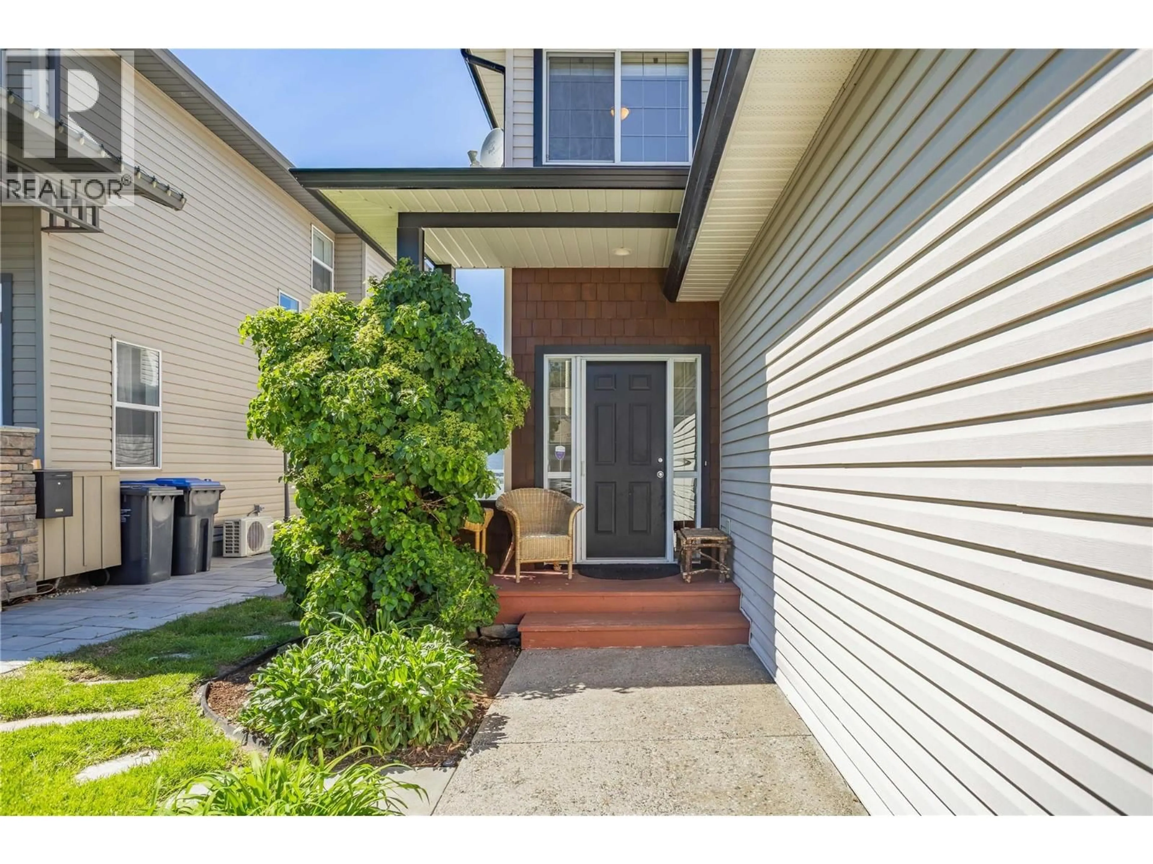 Unknown for 614 SOUTH CREST DRIVE, Kelowna British Columbia V1W4Y6