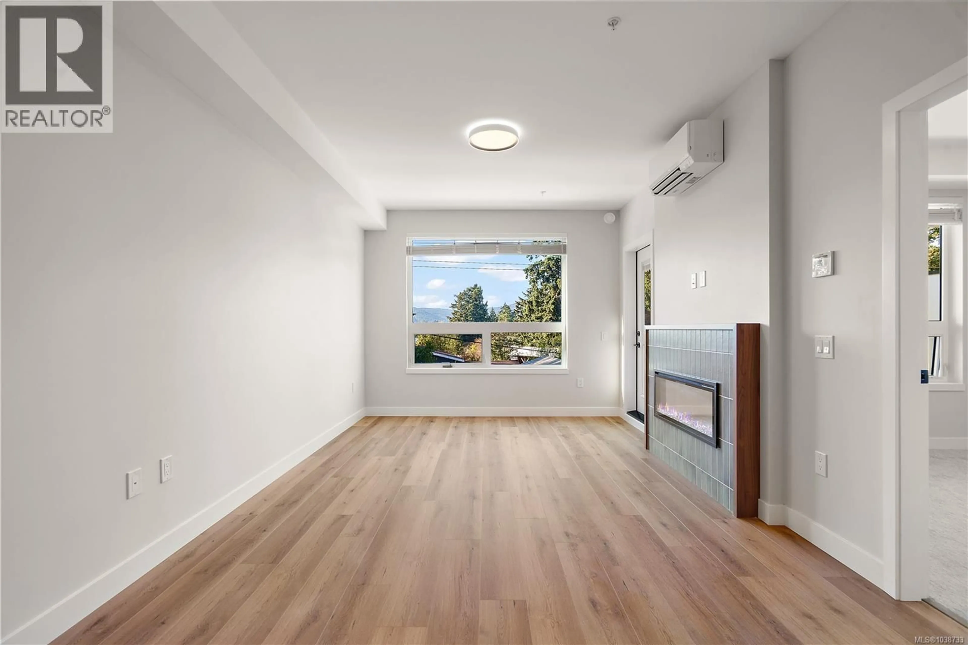 A pic of a room for 213 - 2881 LEIGH ROAD, Langford British Columbia V9B4G5