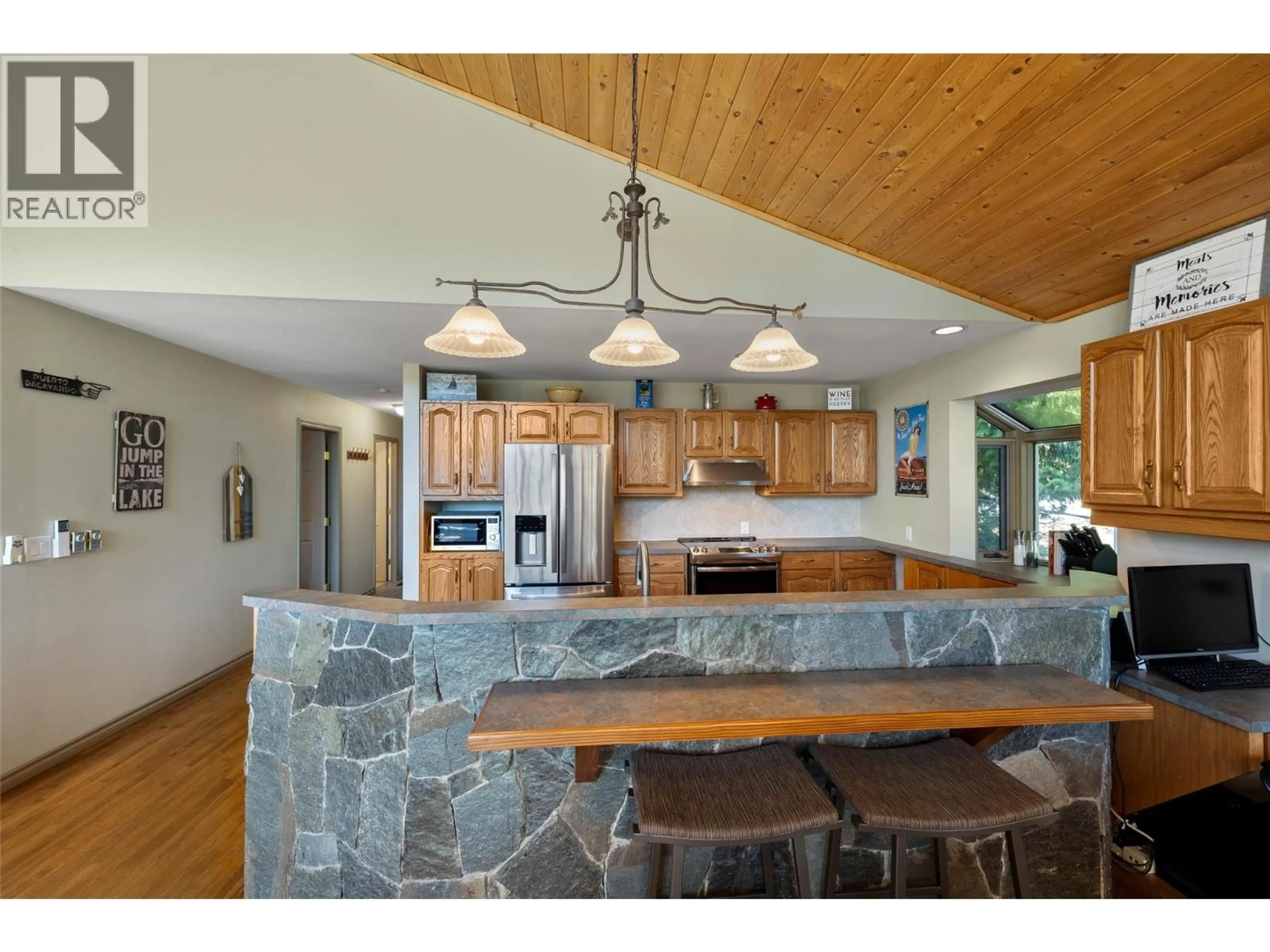 Open concept kitchen, unknown for 8697 ST. IVES ROAD, St. Ives British Columbia V0E1M9
