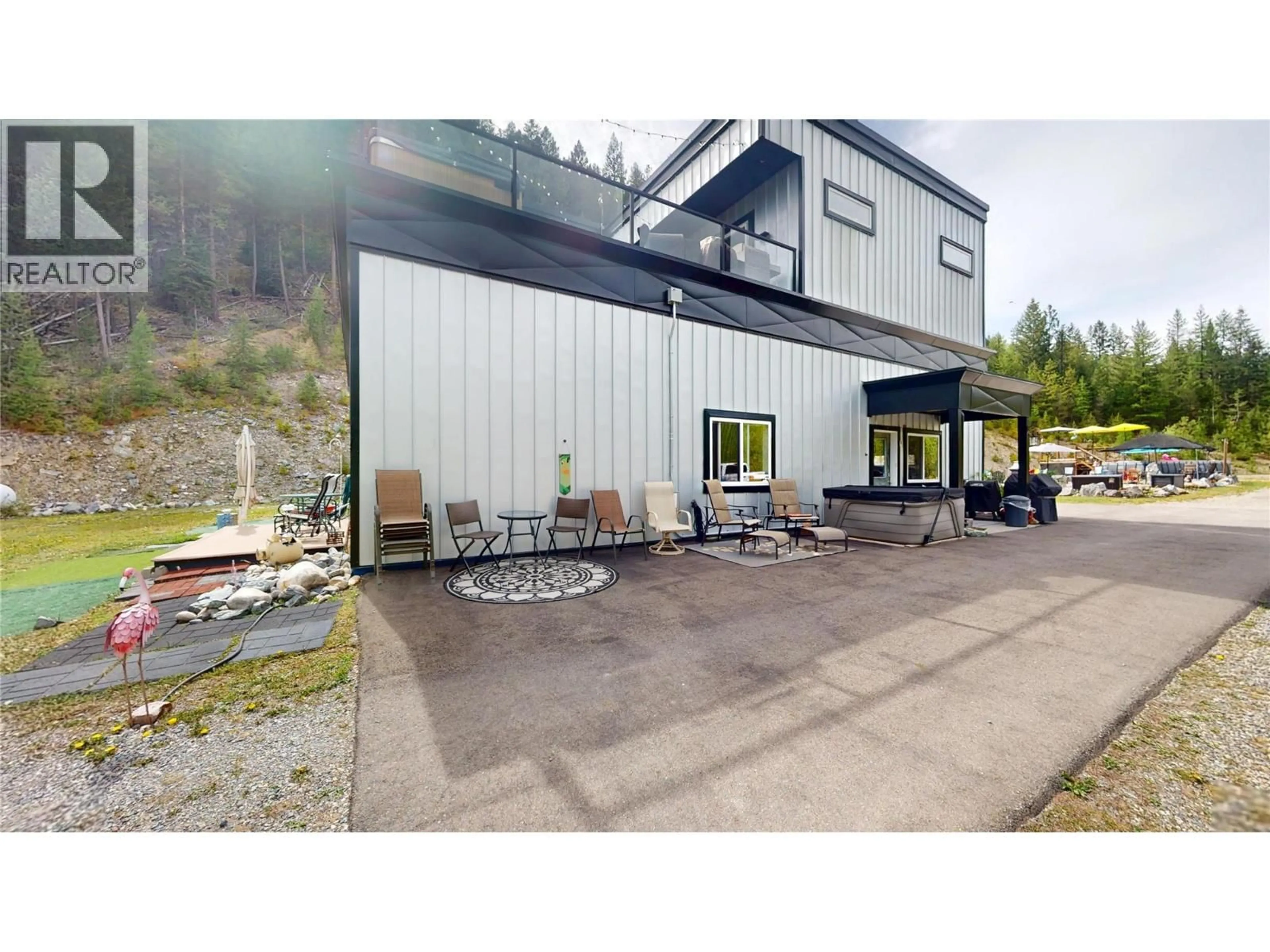Unknown for 2325 KING STREET NORTHWEST, Cranbrook British Columbia V1C6S7