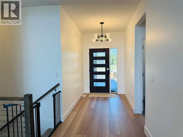 1853 PINE RIDGE MOUNTAIN TRAIL, Invermere 3