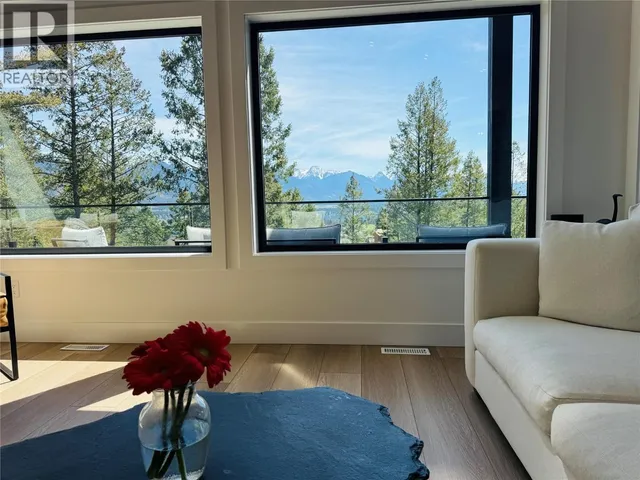 1853 PINE RIDGE MOUNTAIN TRAIL, Invermere 5
