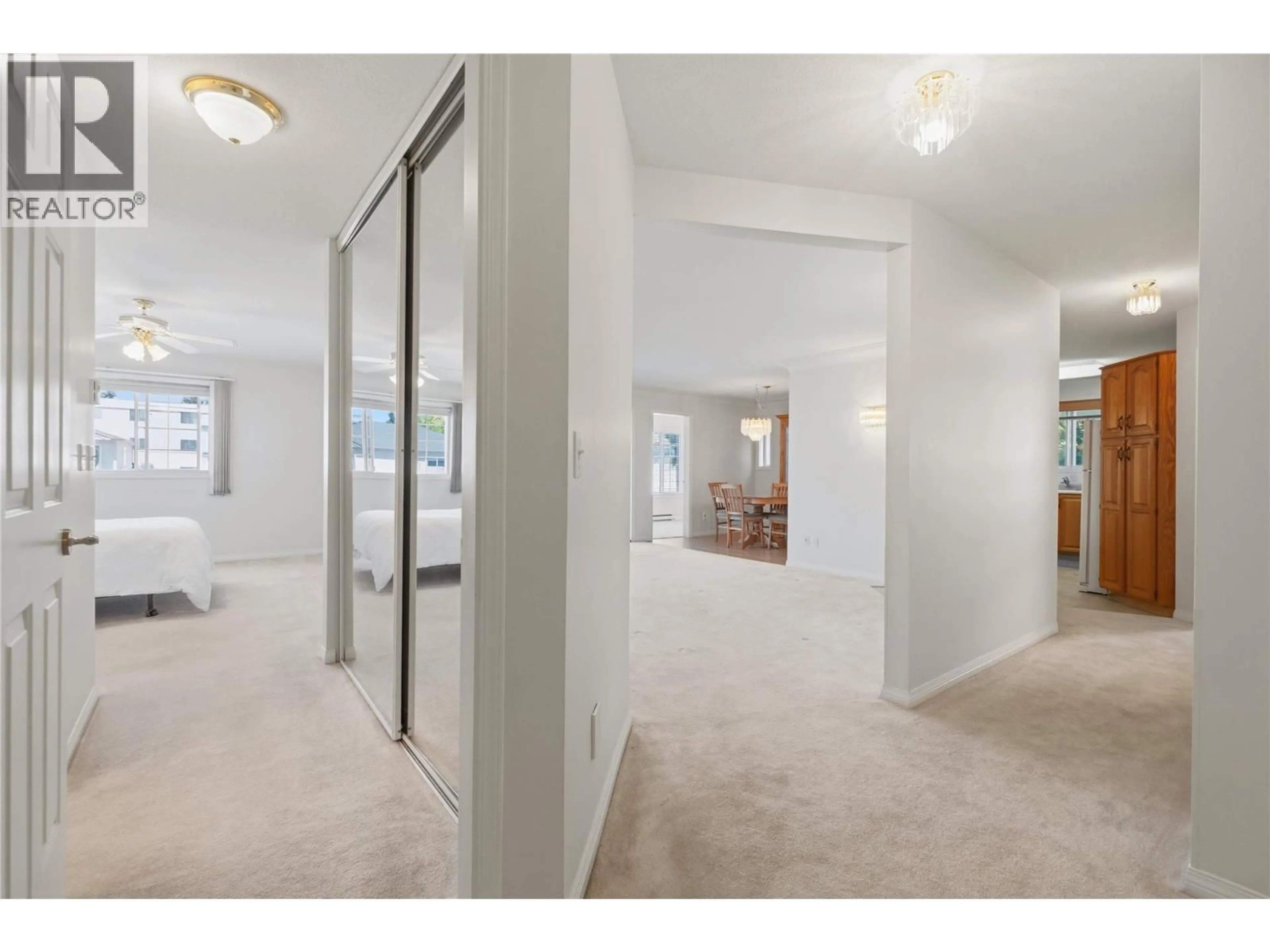 Indoor foyer for 102 - 1055 LAWRENCE AVENUE, Kelowna British Columbia V1Y6M3