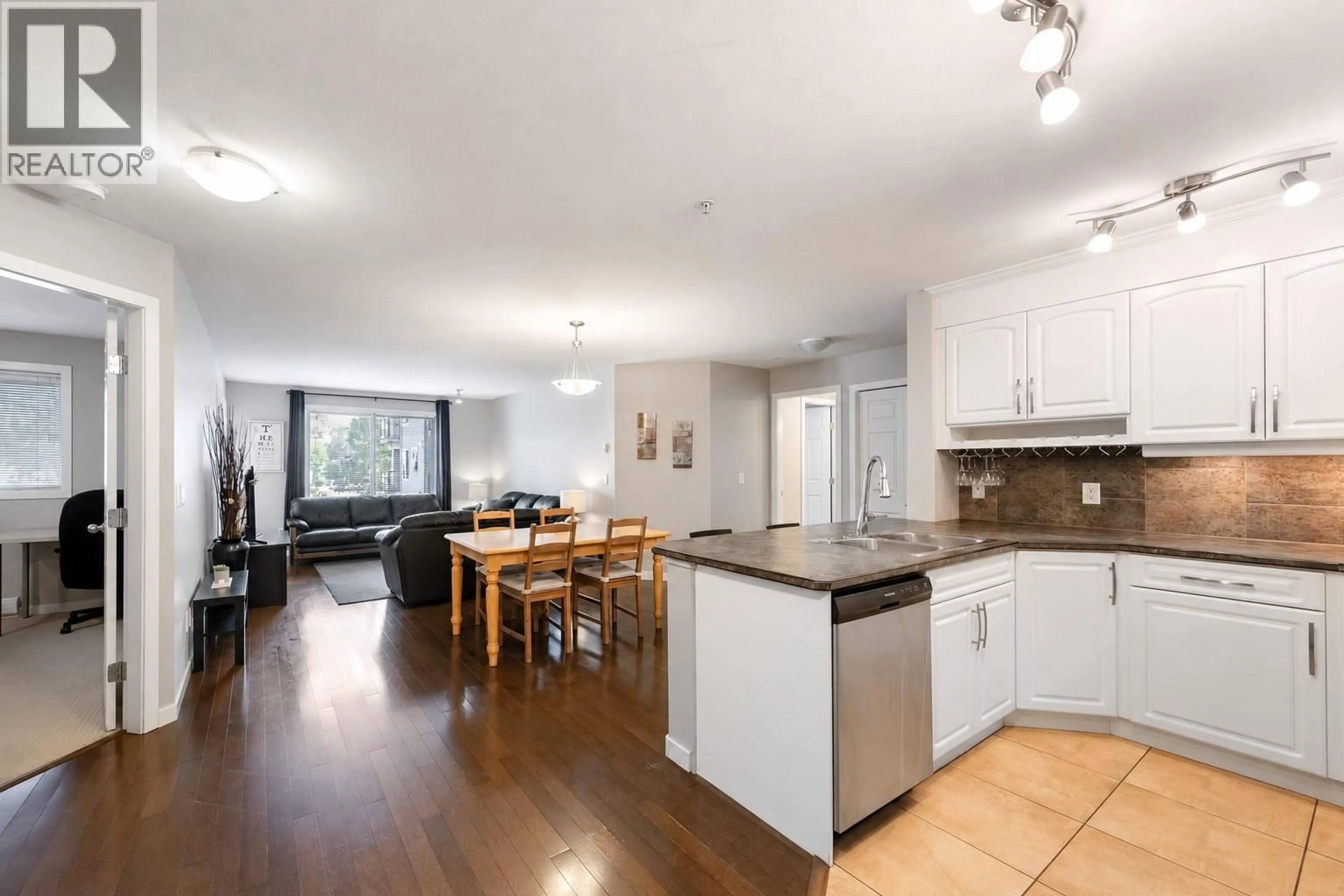 Unknown for 206 - 135 ZIPRICK ROAD, Kelowna British Columbia V1X8B2
