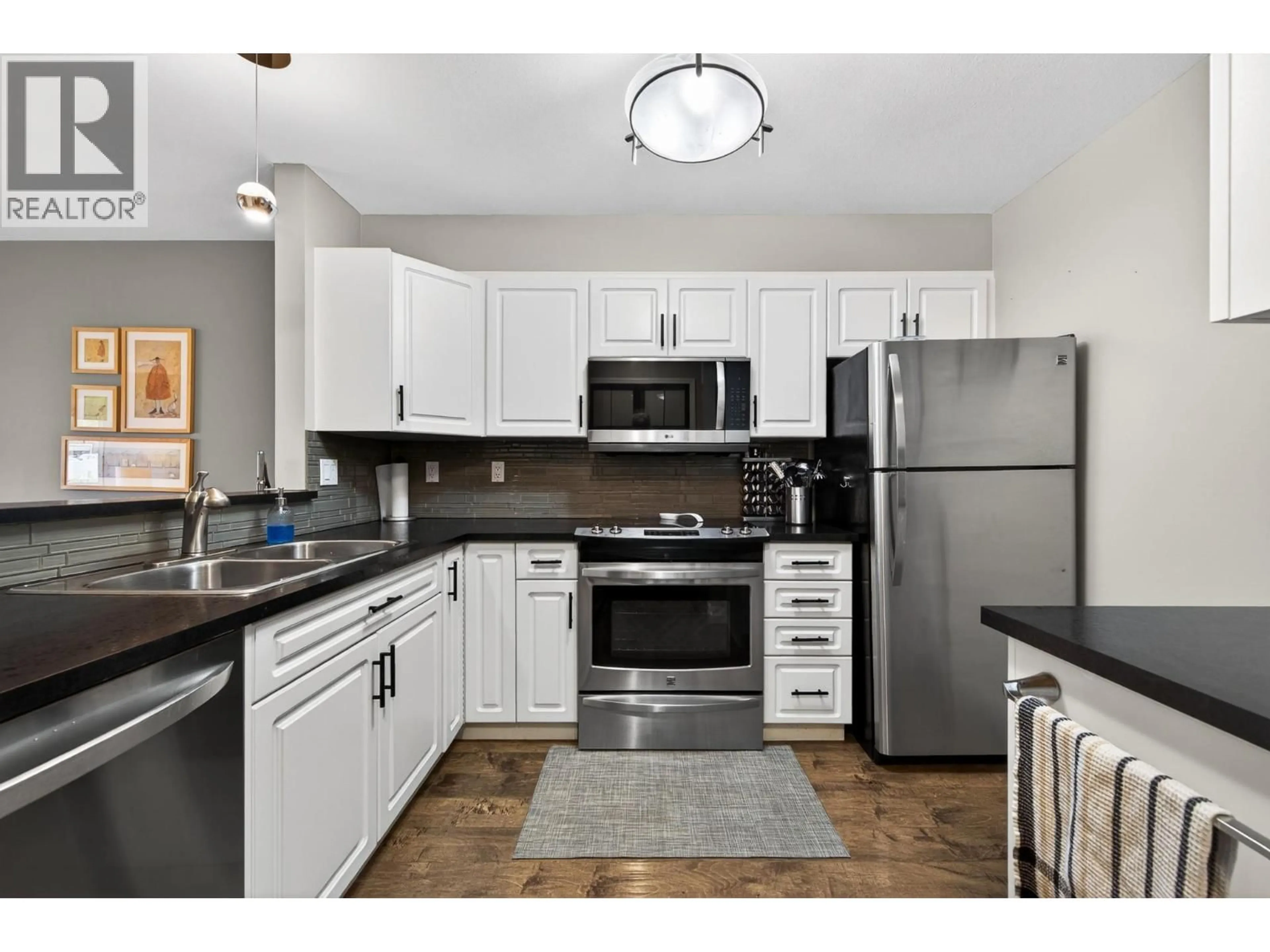 Standard kitchen, unknown for 411 - 1120 HUGH ALLAN DRIVE, Kamloops British Columbia V1S1T4