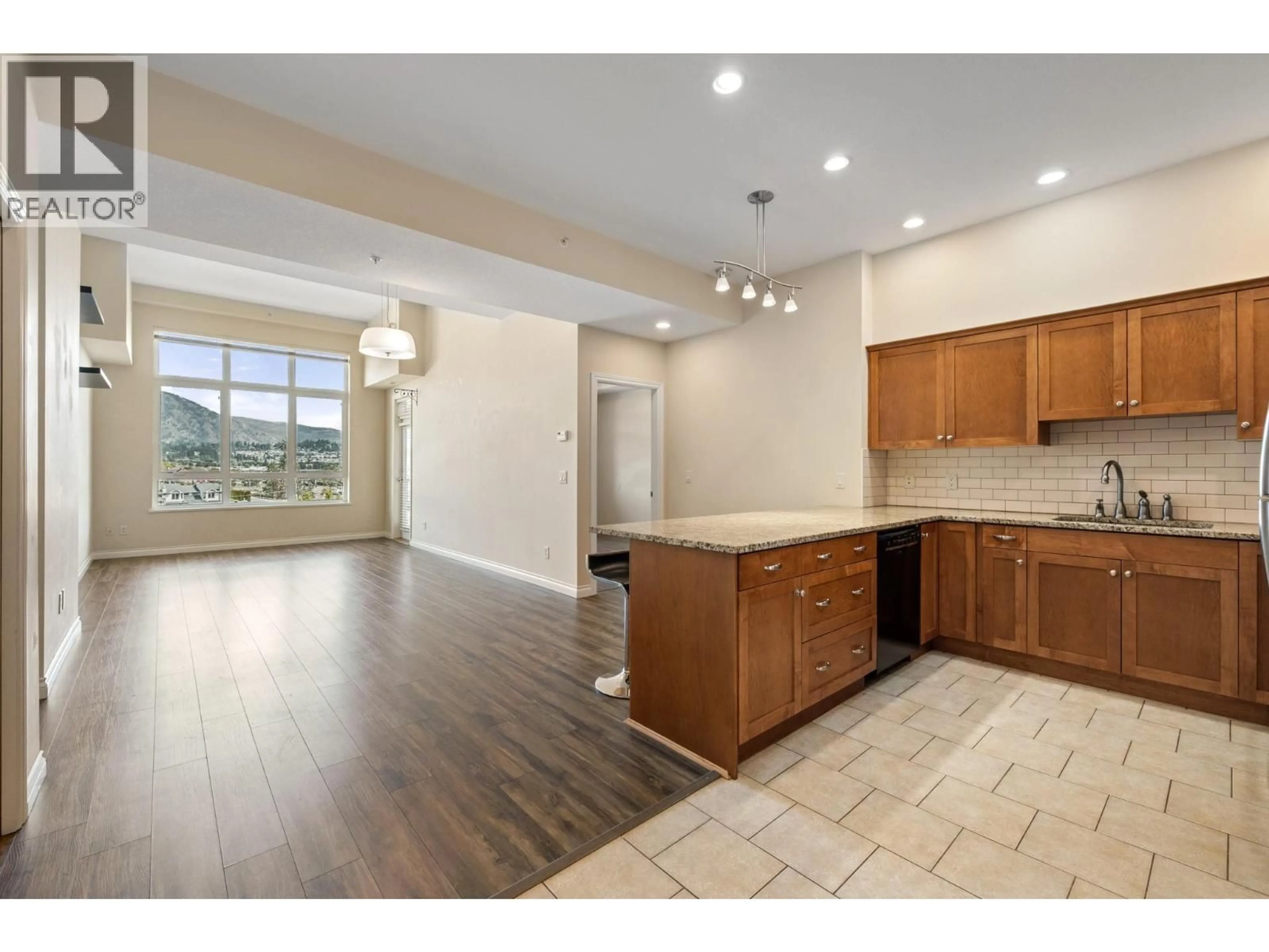 Open concept kitchen, unknown for 3406 - 3832 OLD OKANAGAN HIGHWAY, West Kelowna British Columbia V4T3G6