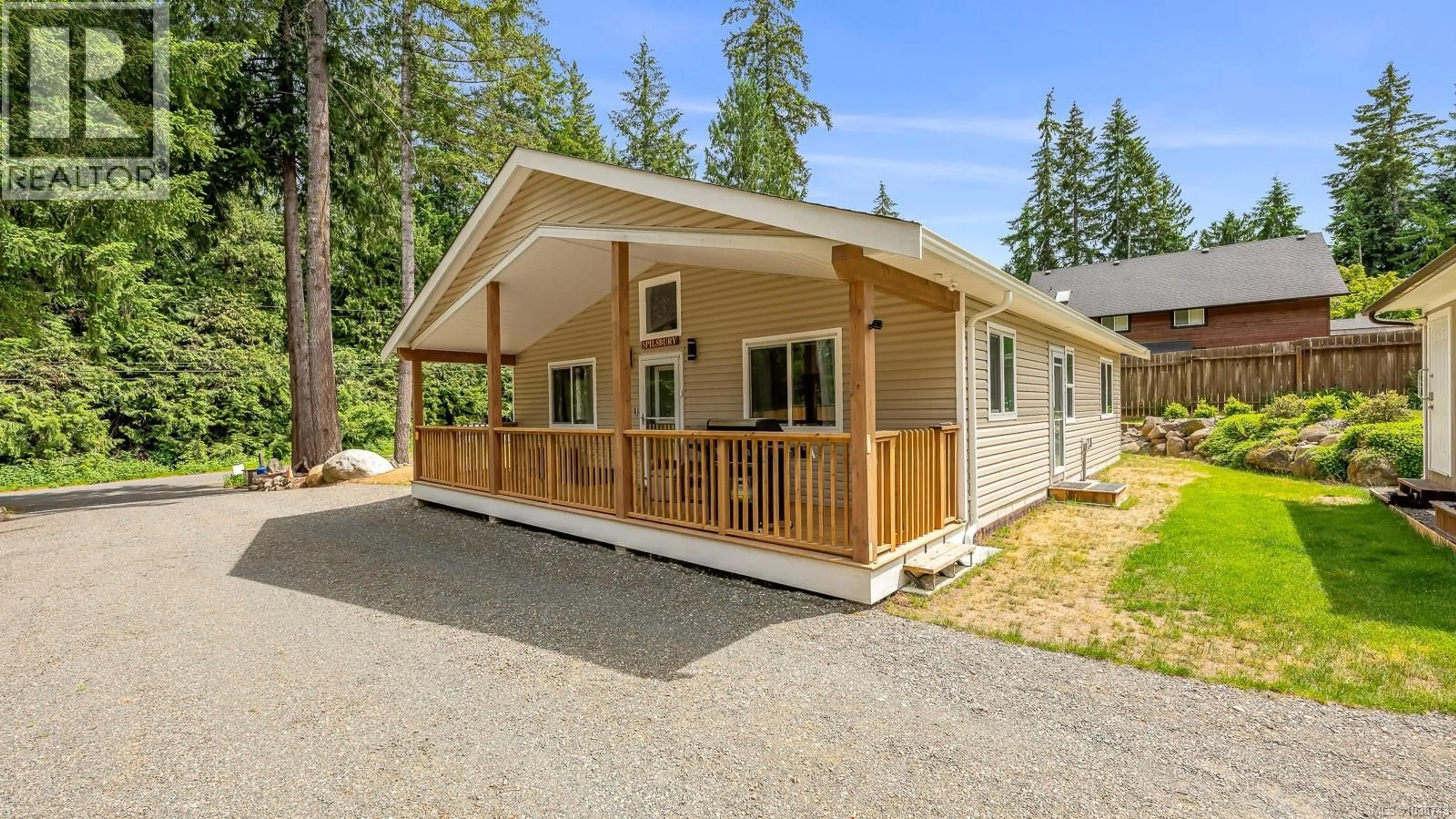 Home with vinyl exterior material, street for 3307 KENTWOOD ROAD, Courtenay British Columbia V9N9R2