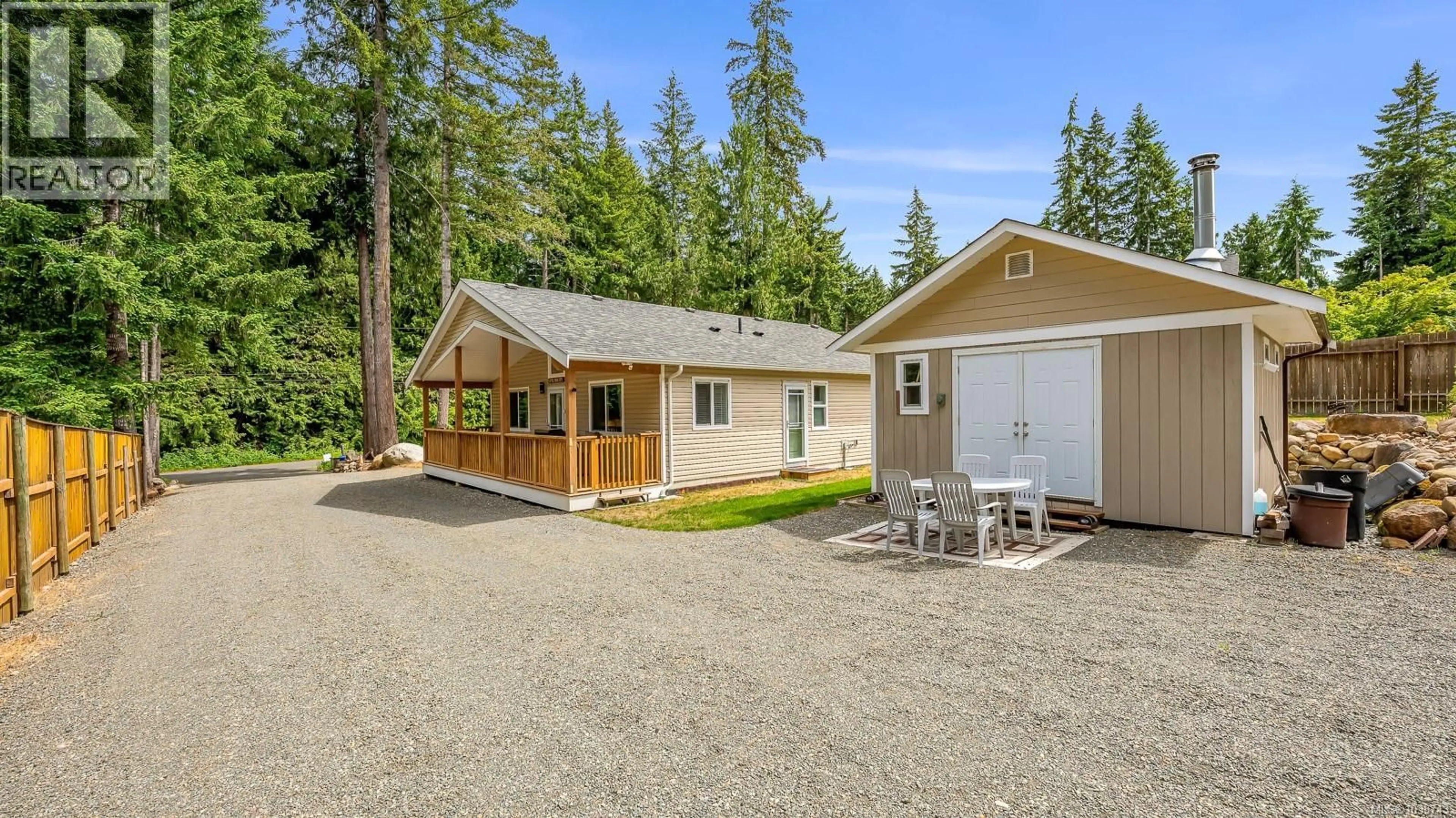 Patio, unknown for 3307 KENTWOOD ROAD, Courtenay British Columbia V9N9R2