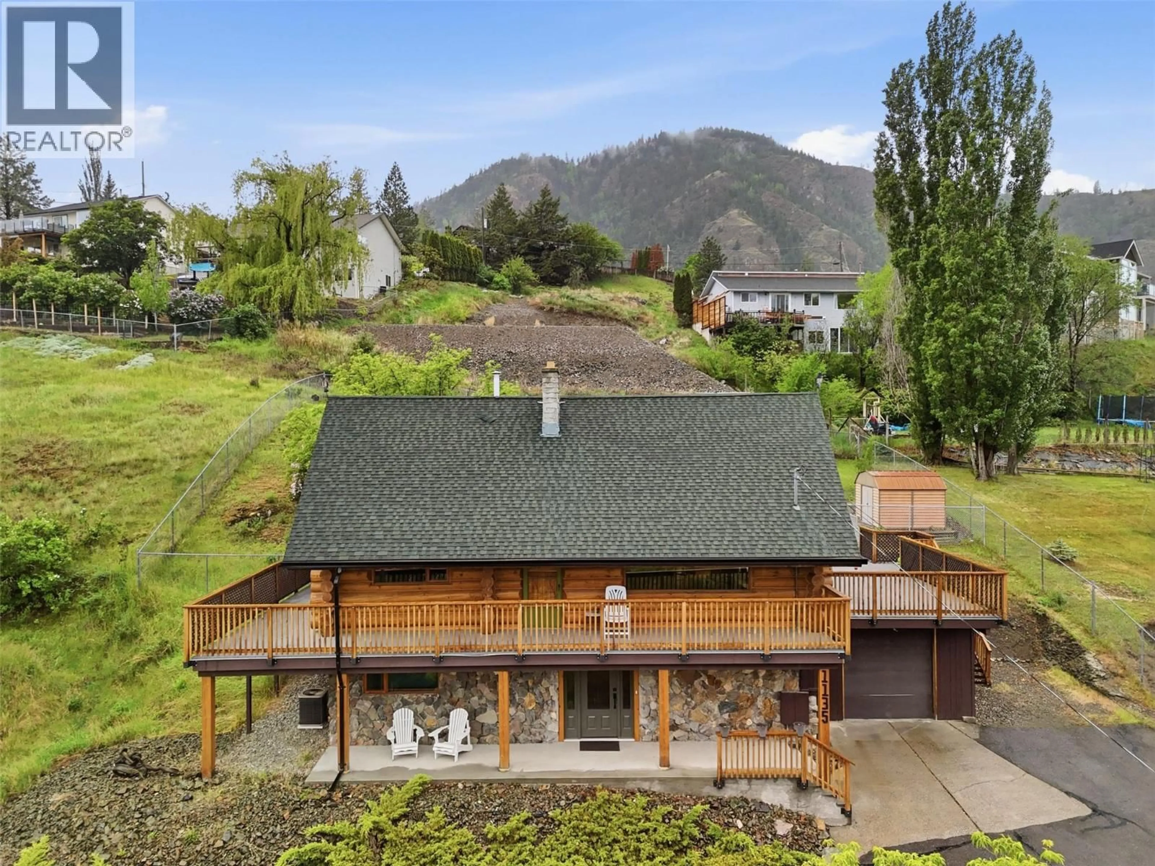 A pic from outside/outdoor area/front of a property/back of a property/a pic from drone, mountain view for 1135 CLEARVIEW DRIVE, Kamloops British Columbia V2C5E6