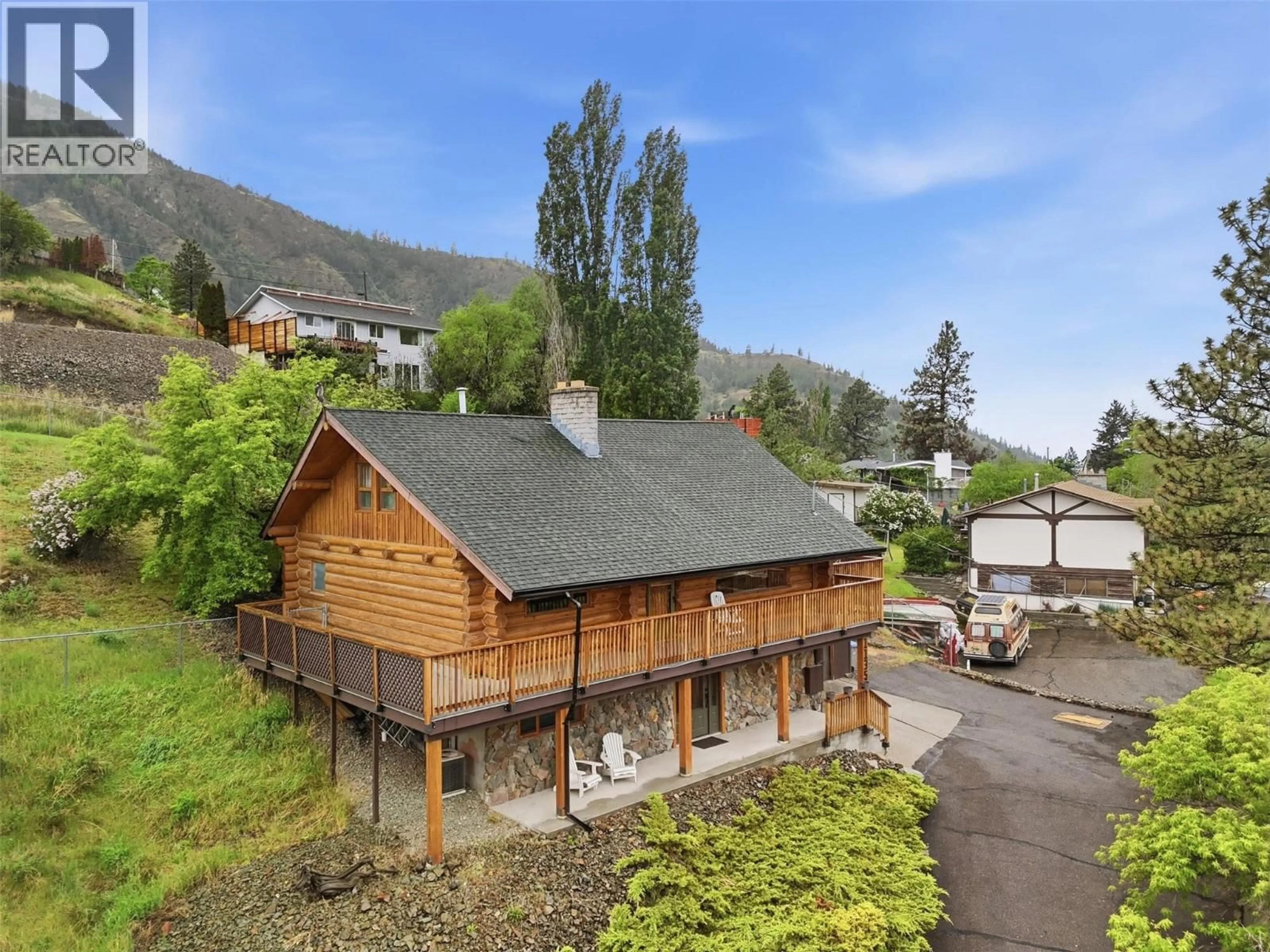 A pic from outside/outdoor area/front of a property/back of a property/a pic from drone, mountain view for 1135 CLEARVIEW DRIVE, Kamloops British Columbia V2C5E6