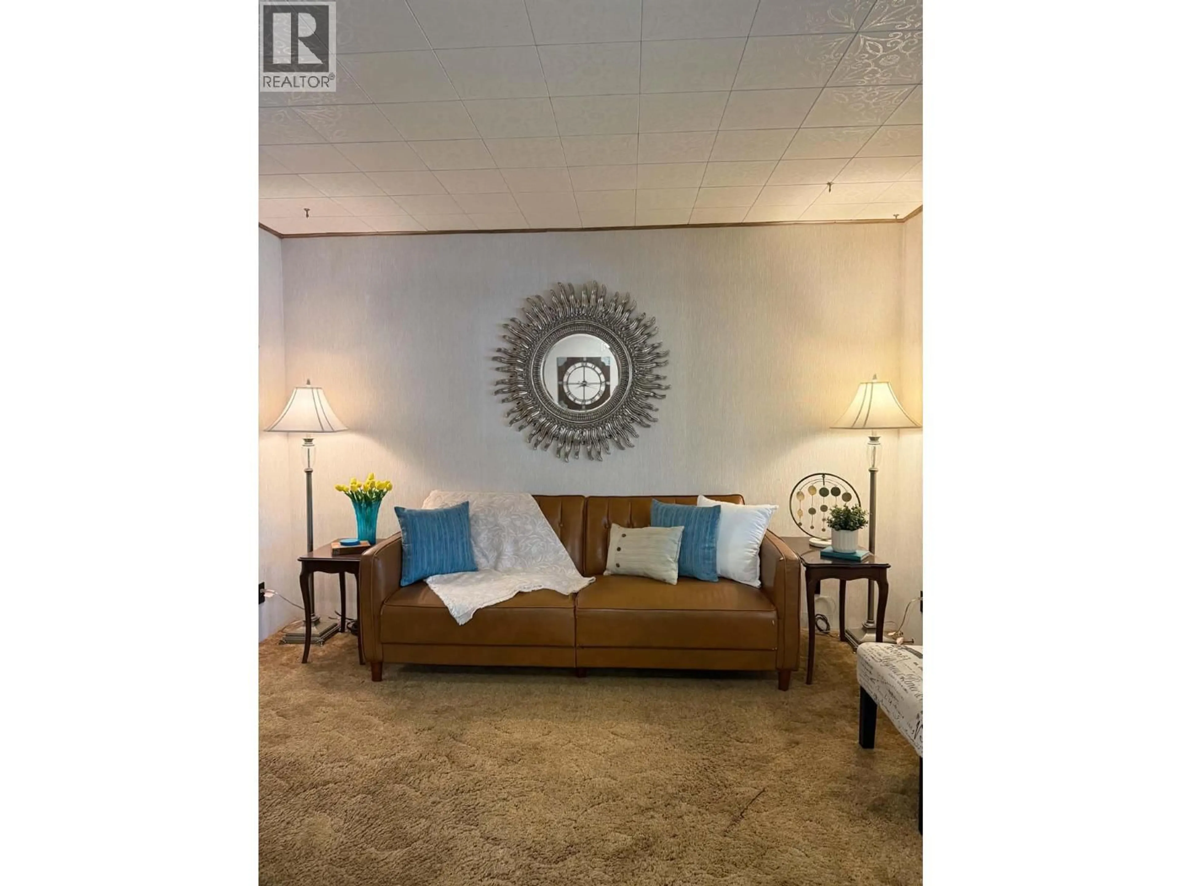 Living room with furniture, unknown for 208 MAPLE STREET, Fauquier British Columbia V0G1J0