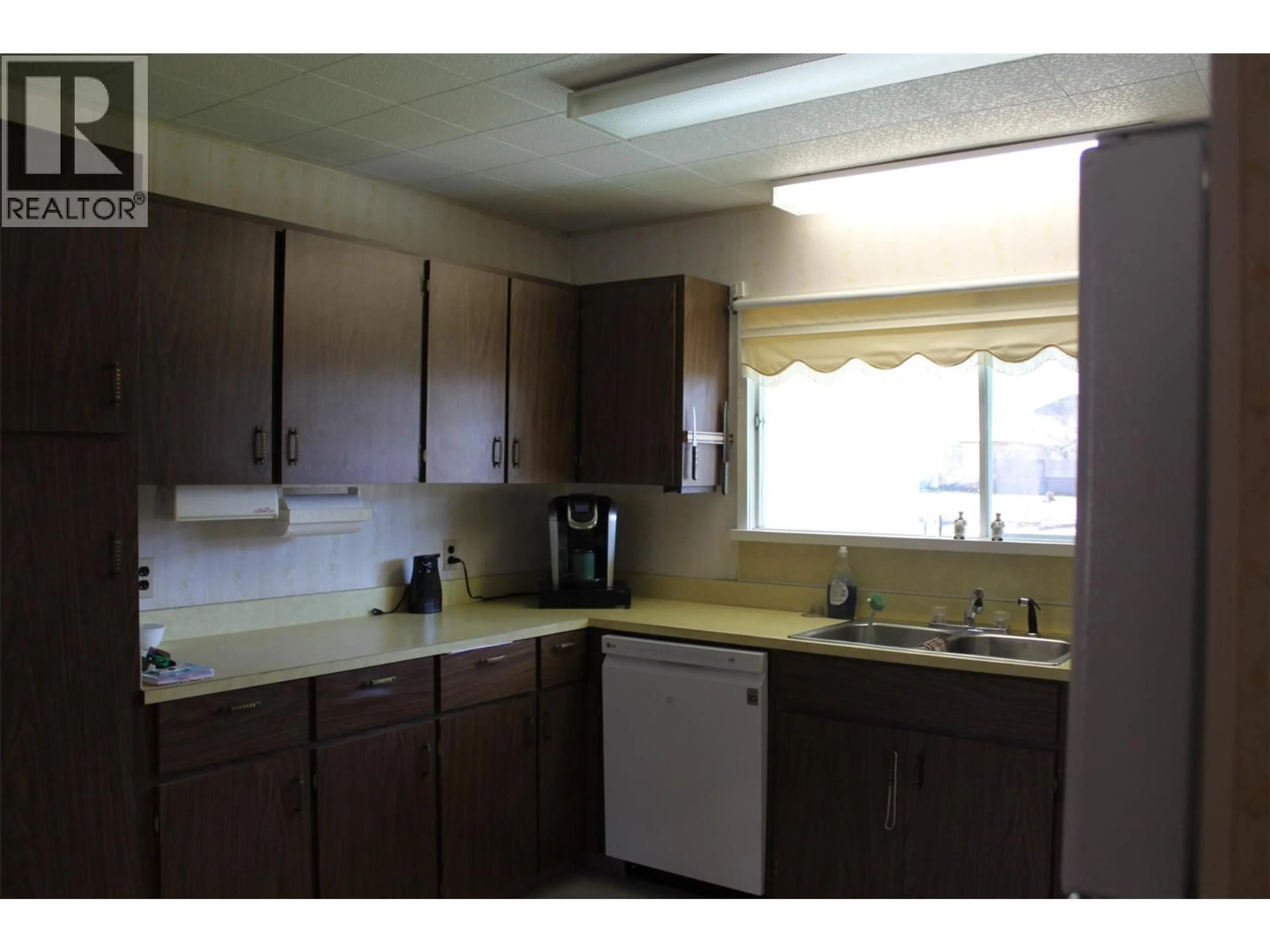 Unknown for 208 MAPLE STREET, Fauquier British Columbia V0G1J0