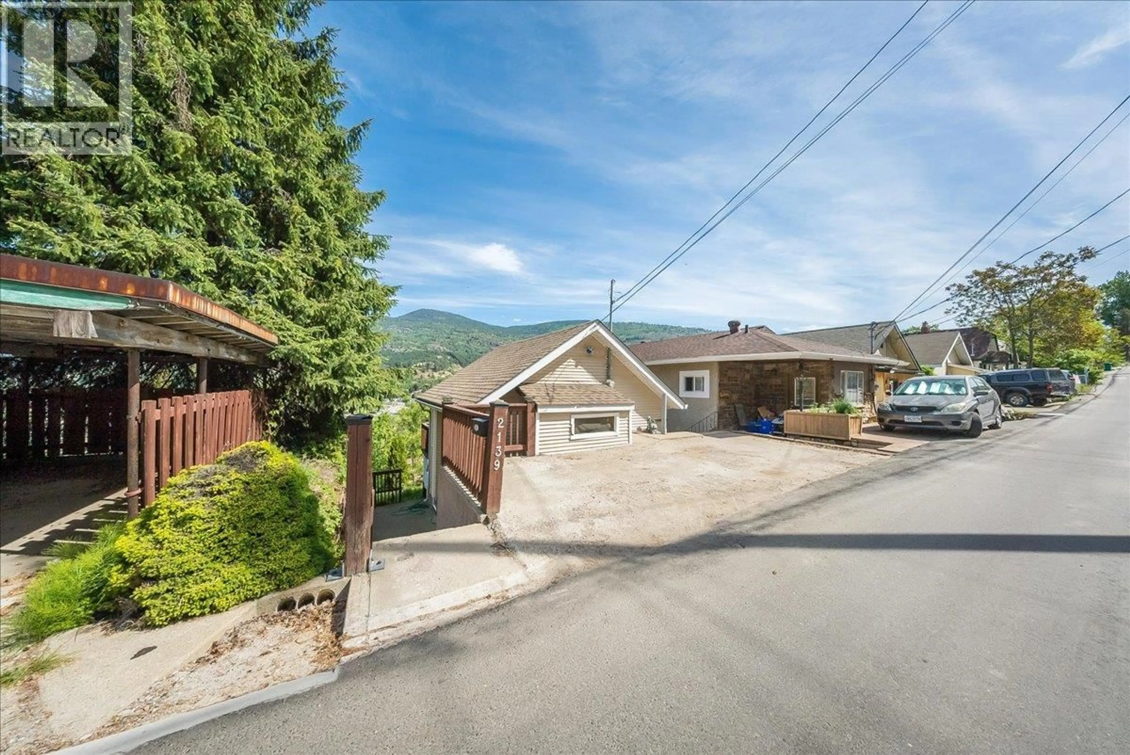 A pic from outside/outdoor area/front of a property/back of a property/a pic from drone, mountain view for 2139 DANIEL STREET, Trail British Columbia V1R4H1