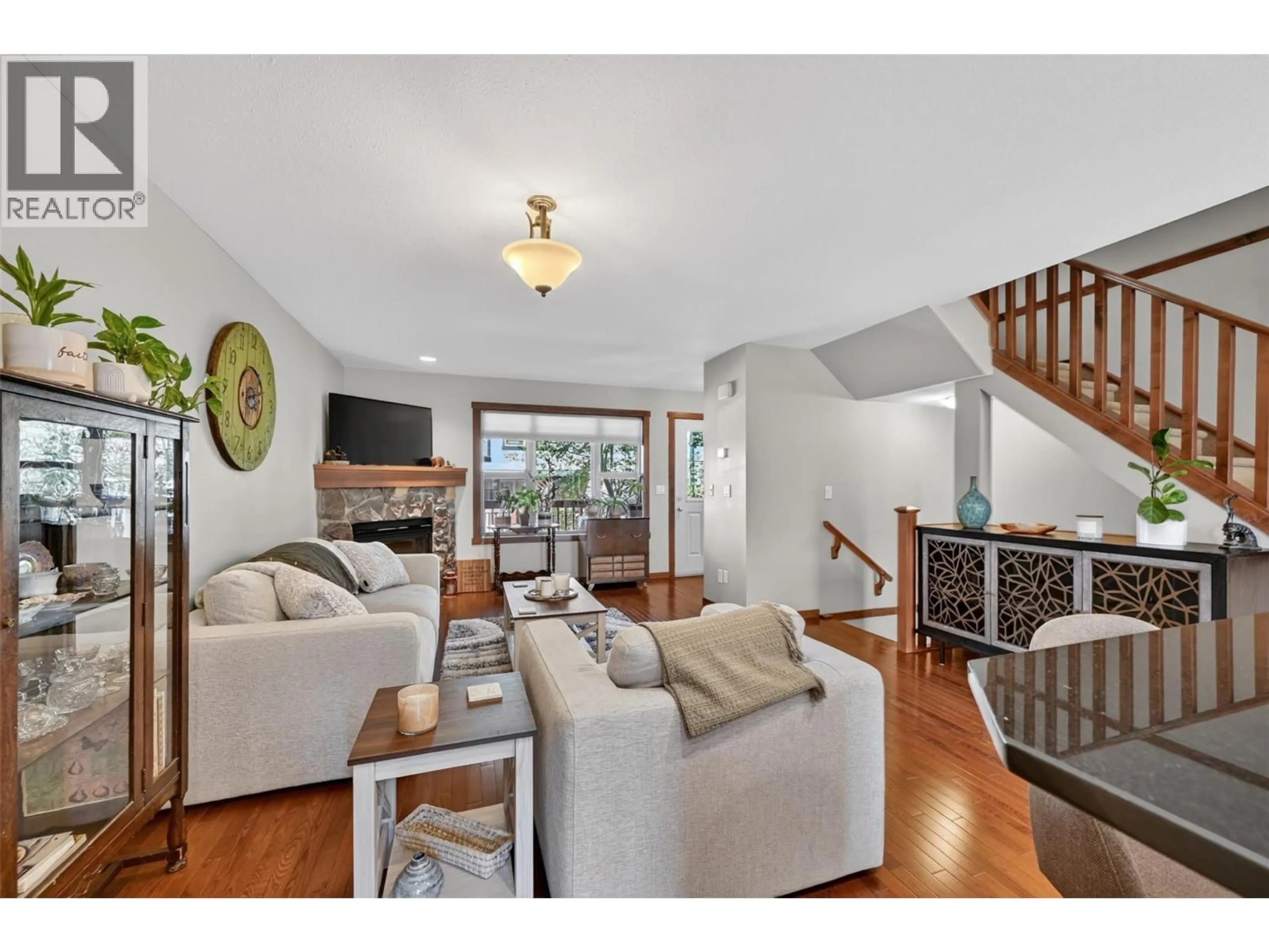 Living room with furniture, wood/laminate floor for 23 - 1000 9TH STREET, Invermere British Columbia V0A1K4