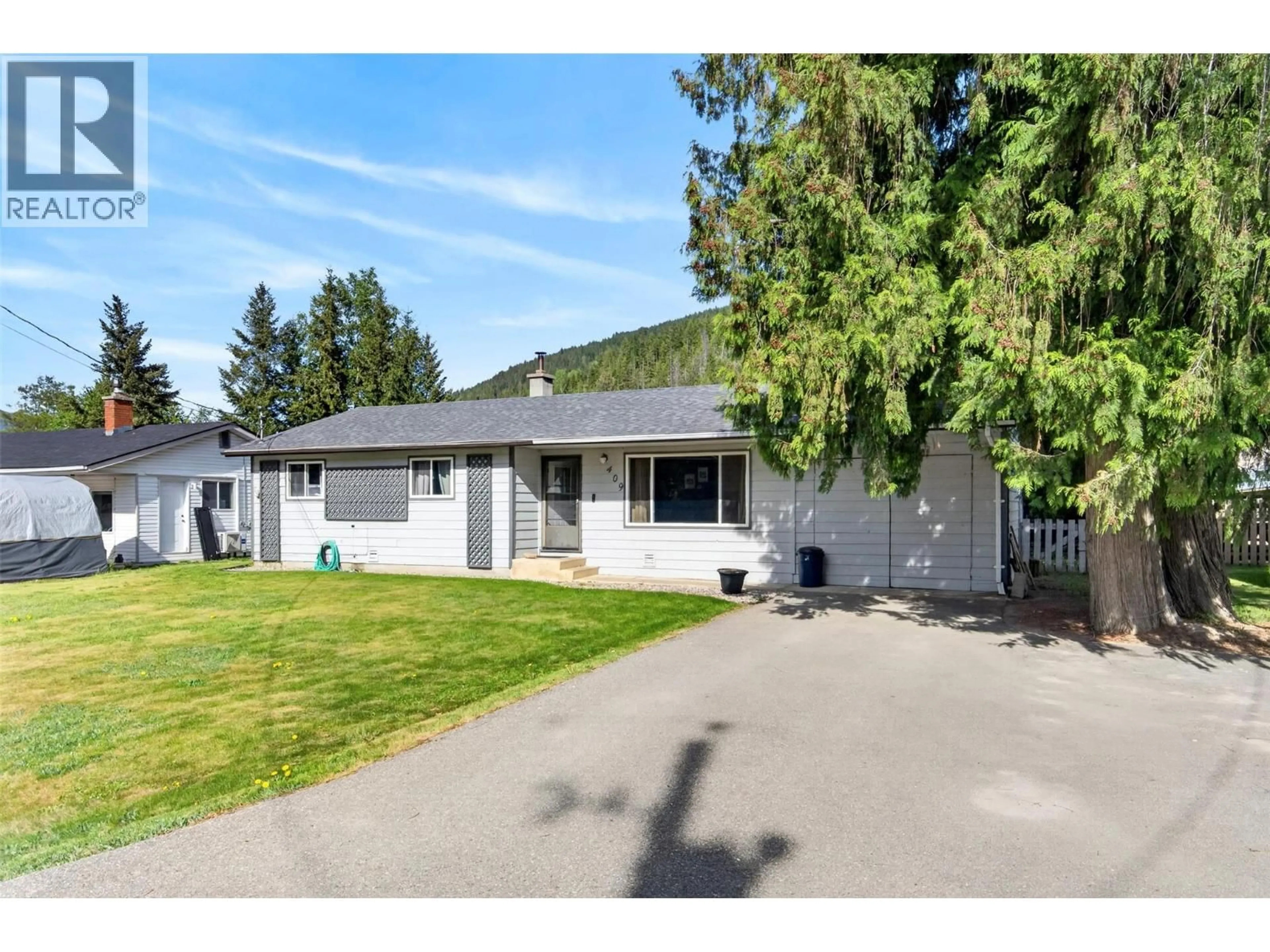 Unknown for 409 OAK AVENUE, Sicamous British Columbia V0E2V1